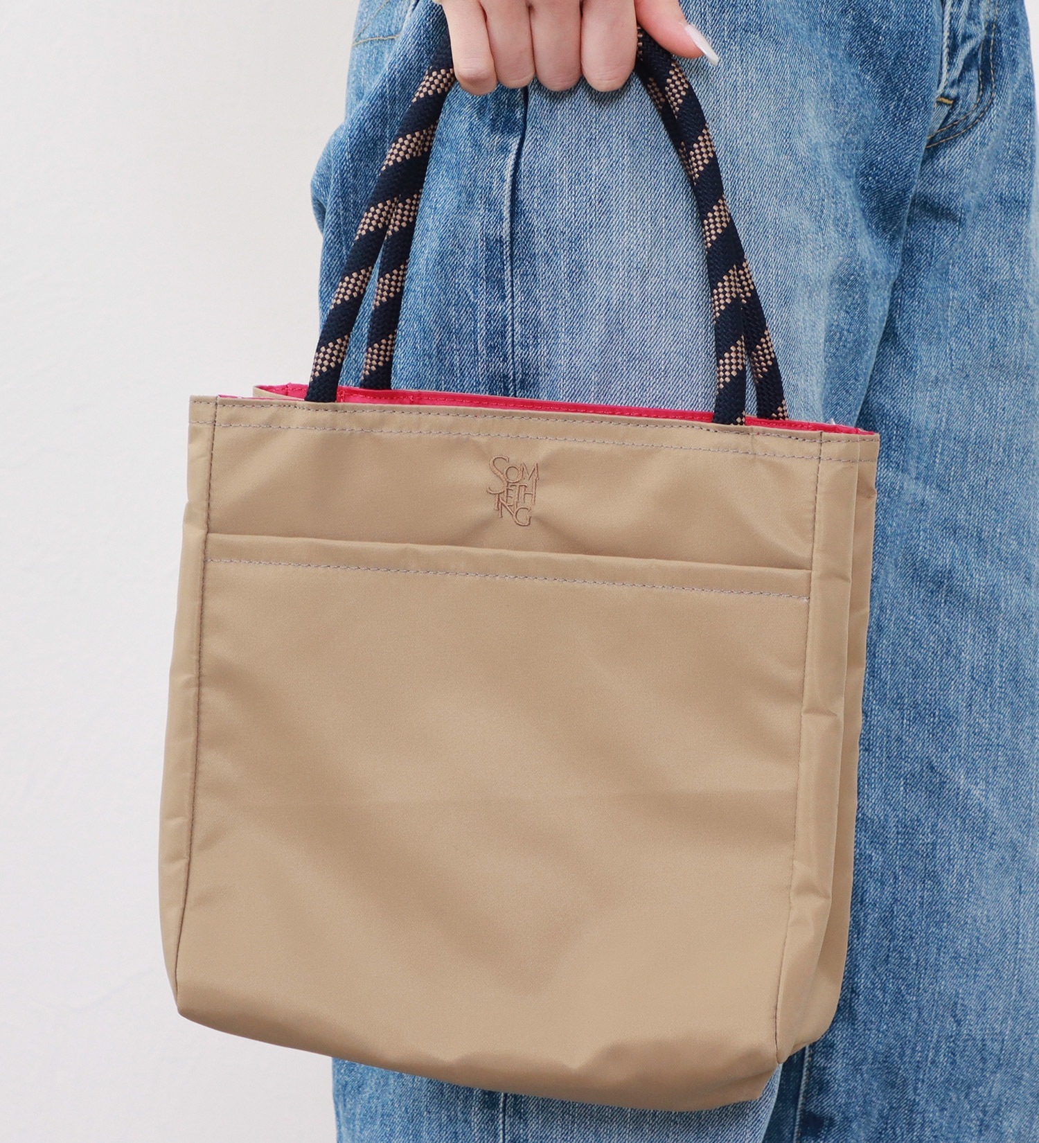 SOMETHING(サムシング)のSOMETHING リバーシブルトートバッグ|バッグ/トートバッグ/レディース|ベージュ