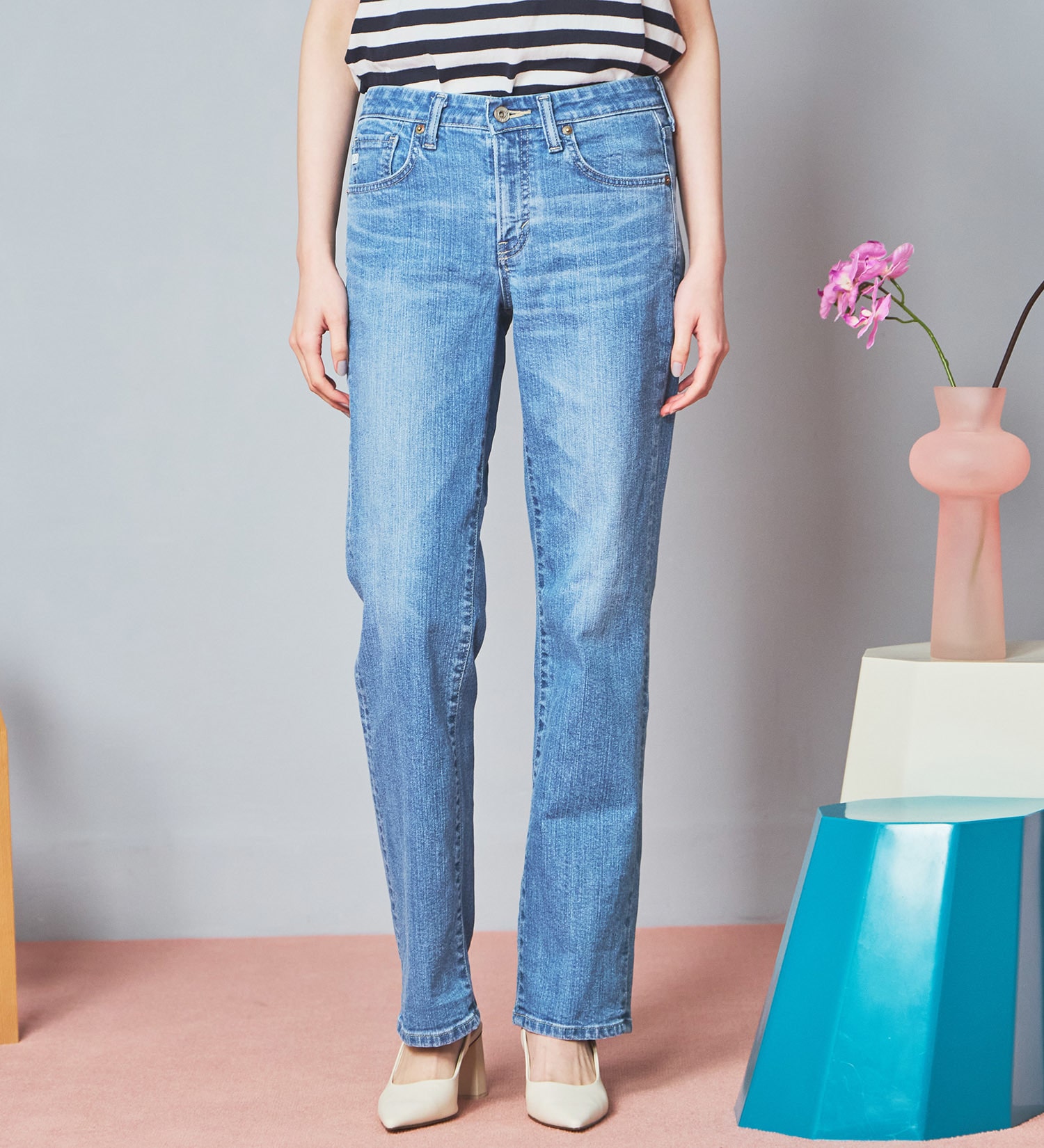 SOMETHING(サムシング)の【試着対象】SOMETHING ELSA STANDARD ストレートデニムパンツ|パンツ/デニム/ジーンズパンツ/レディース|淡色ブルー