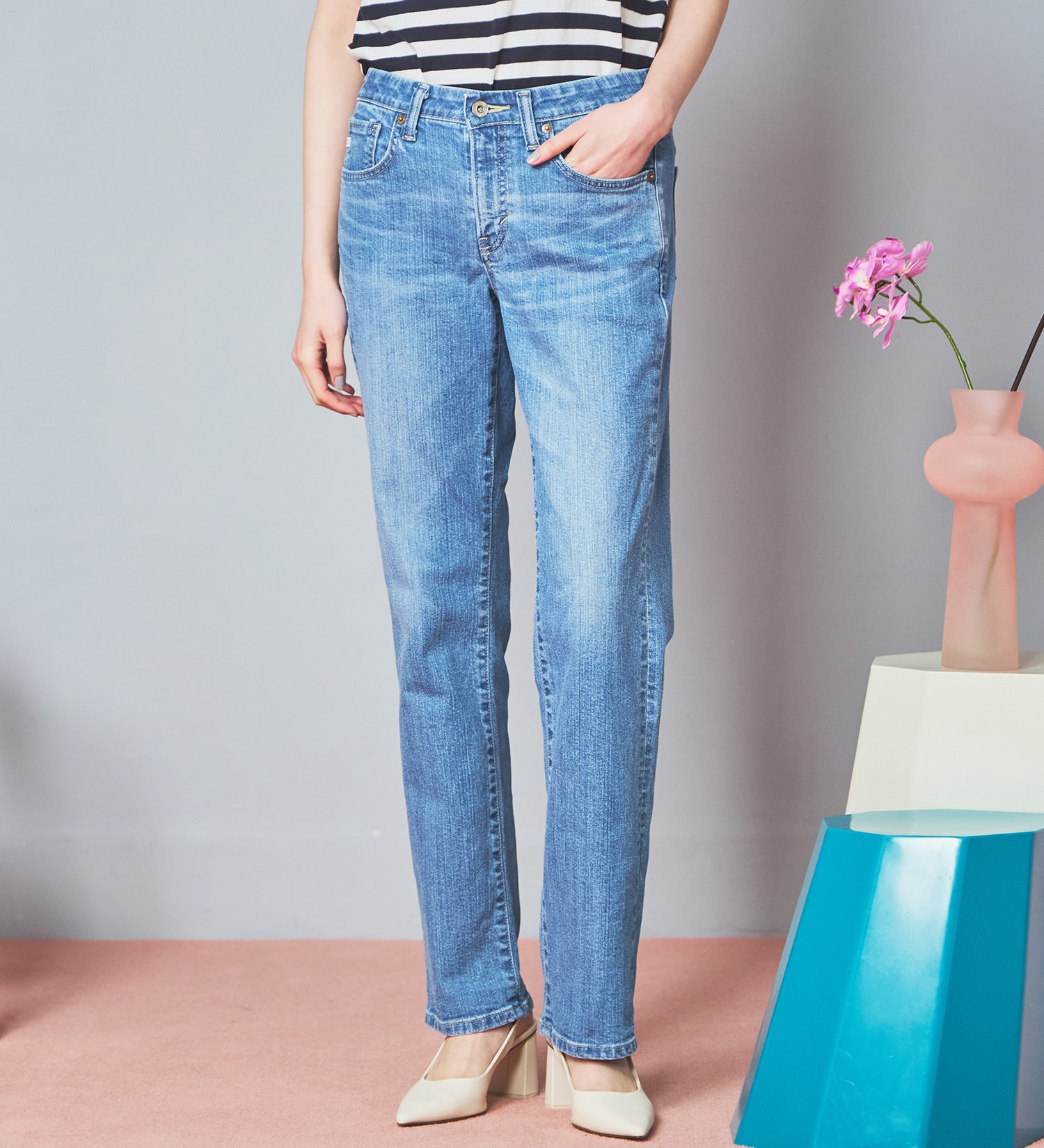 SOMETHING(サムシング)の【試着対象】SOMETHING ELSA STANDARD ストレートデニムパンツ|パンツ/デニム/ジーンズパンツ/レディース|淡色ブルー