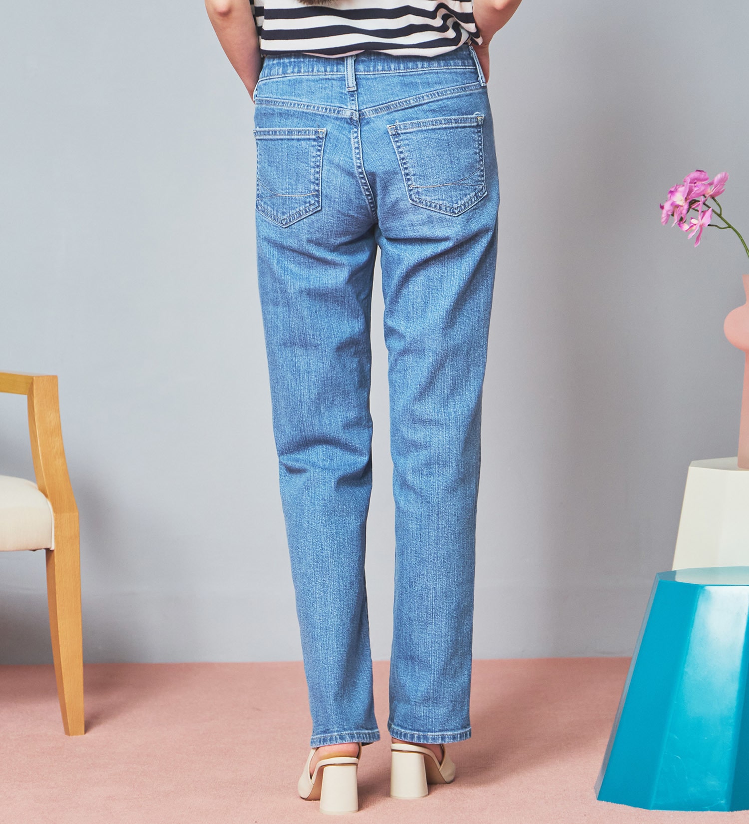 SOMETHING(サムシング)の【試着対象】SOMETHING ELSA STANDARD ストレートデニムパンツ|パンツ/デニム/ジーンズパンツ/レディース|淡色ブルー