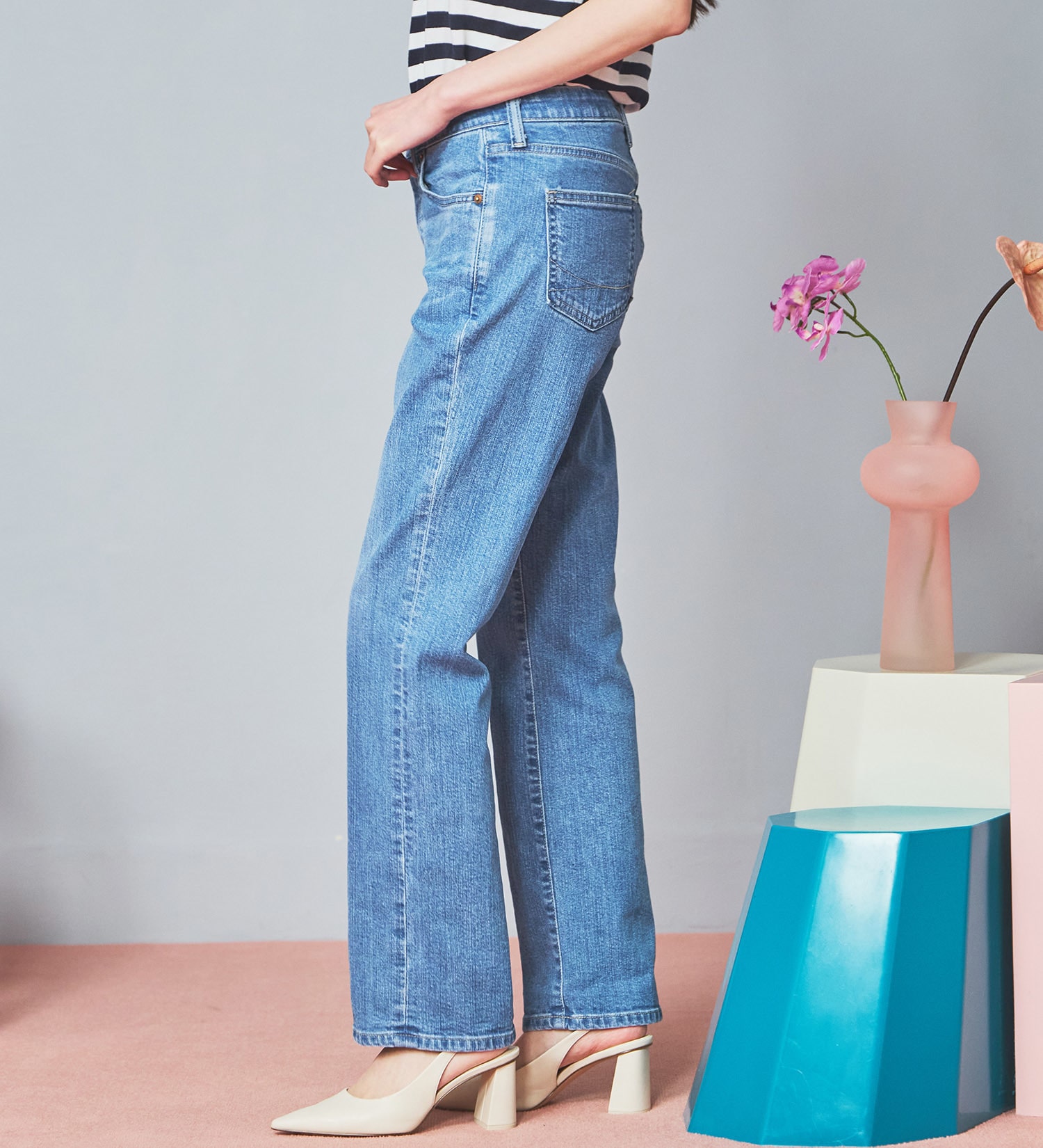 SOMETHING(サムシング)の【試着対象】SOMETHING ELSA STANDARD ストレートデニムパンツ|パンツ/デニム/ジーンズパンツ/レディース|淡色ブルー