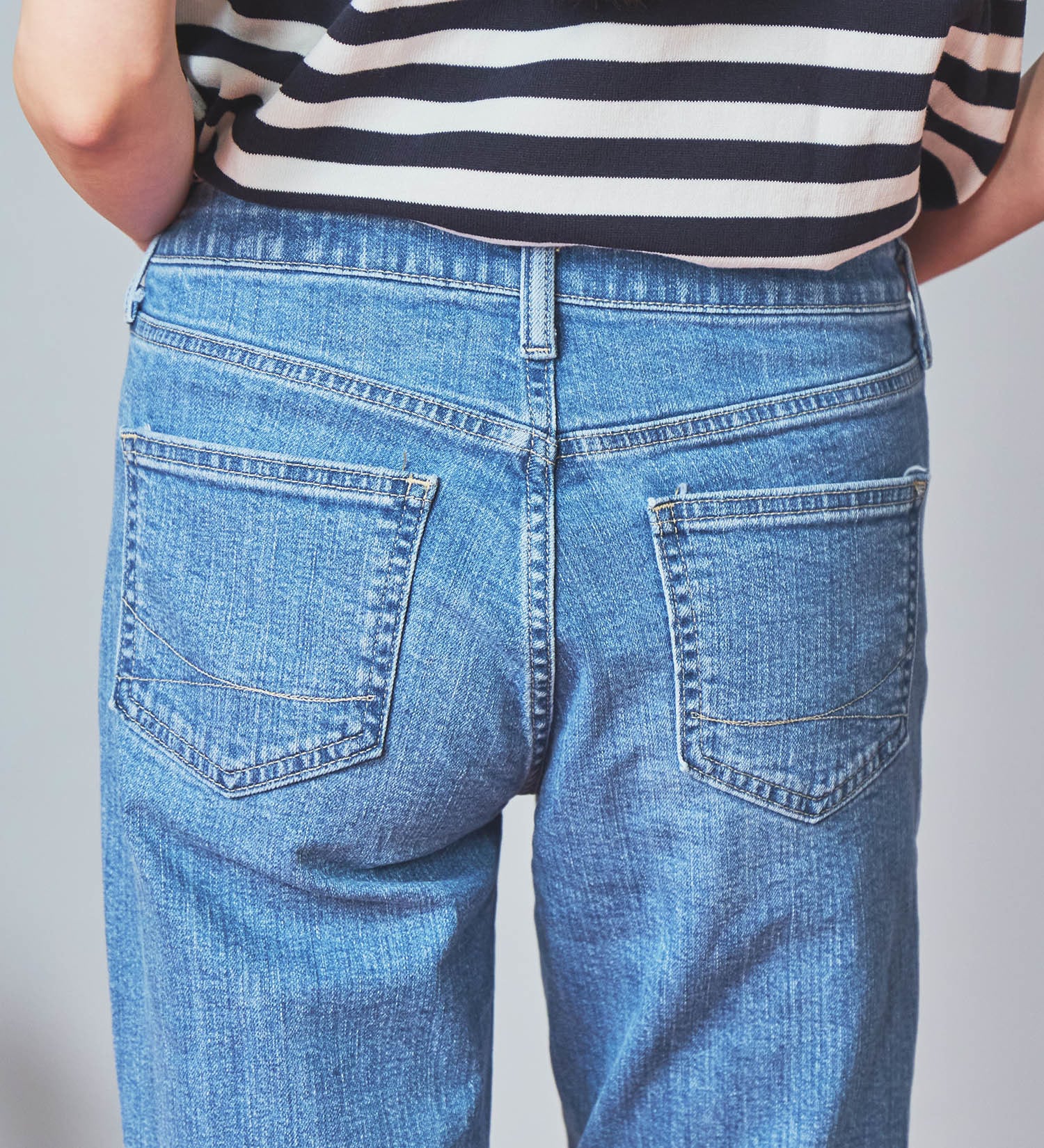 SOMETHING(サムシング)の【試着対象】SOMETHING ELSA STANDARD ストレートデニムパンツ|パンツ/デニム/ジーンズパンツ/レディース|淡色ブルー