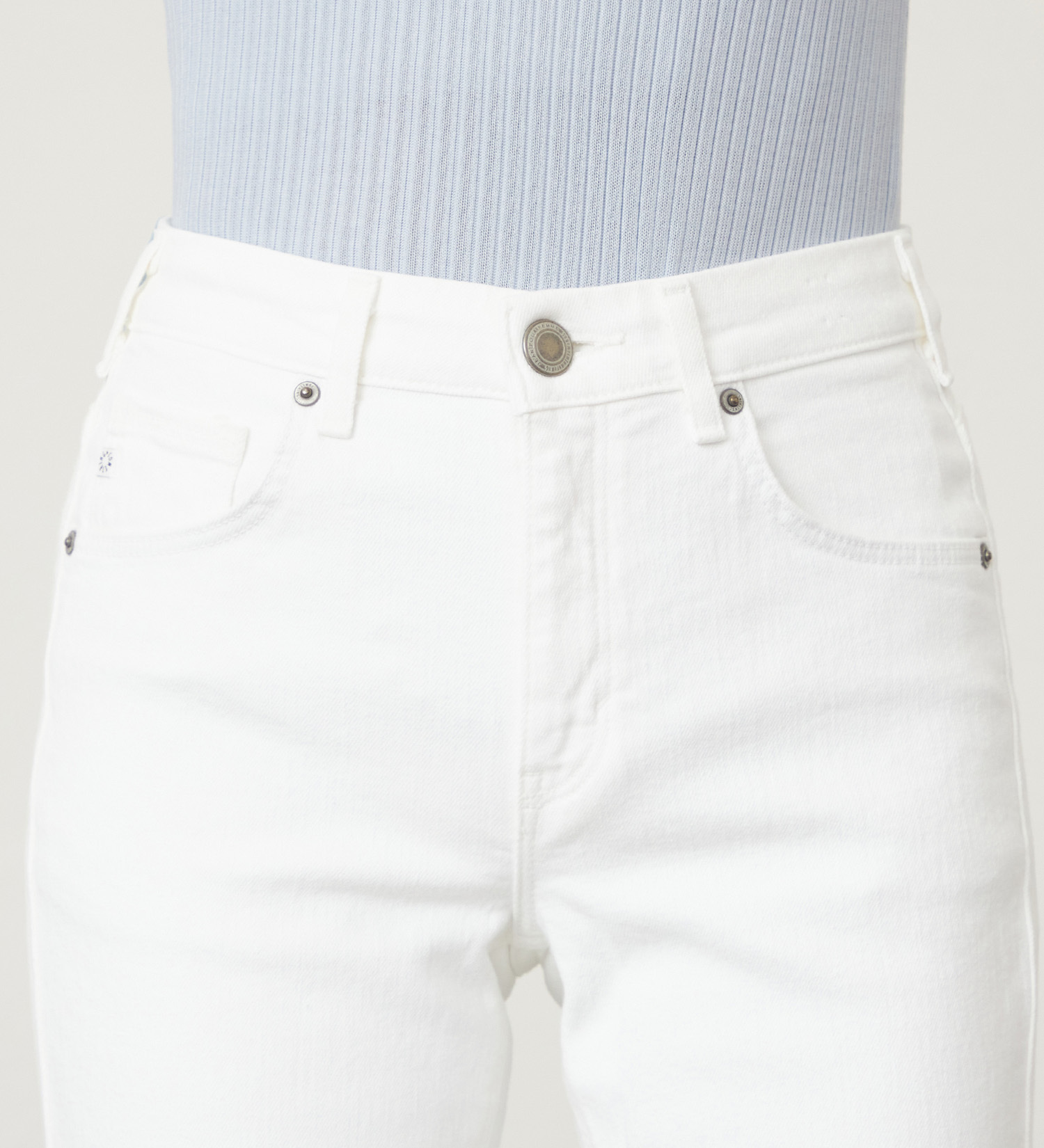 SOMETHING(サムシング)のSOMETHING LISA フレアデニムパンツ|パンツ/デニム/ジーンズパンツ/レディース|ホワイト