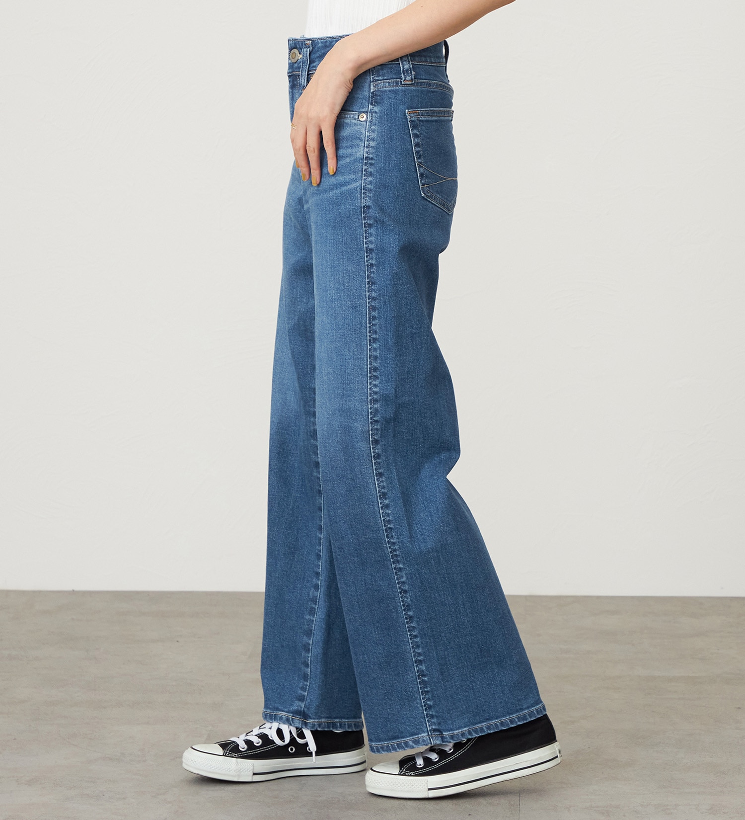 SOMETHING(サムシング)のSOMETHING LISA セミワイドデニムパンツ|パンツ/デニム/ジーンズパンツ/レディース|ブルー