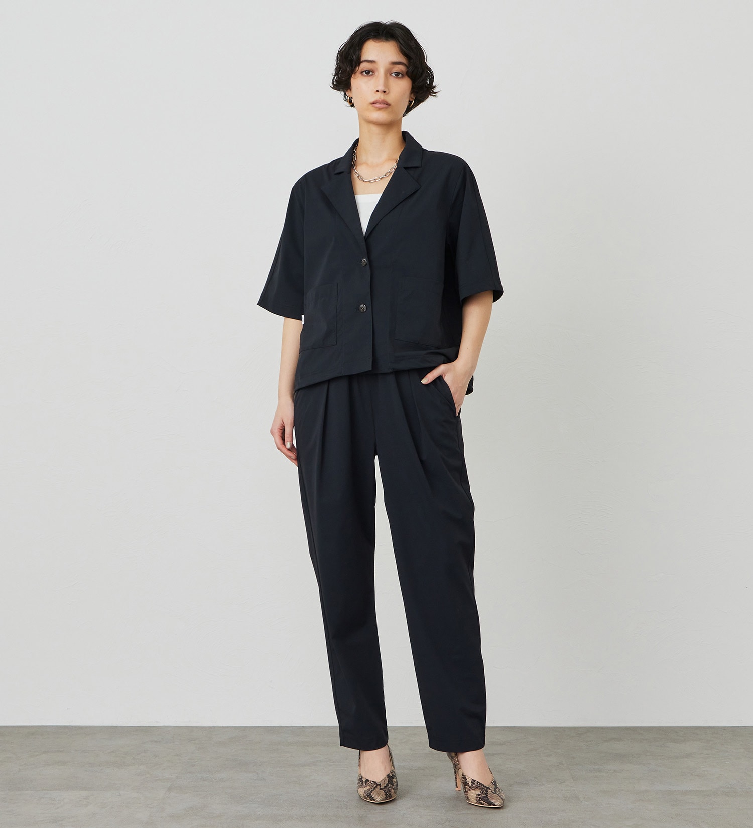 SOMETHING(サムシング)の【試着対象】SOMETHING SLテーパードパンツ【涼】|パンツ/パンツ/レディース|ブラック