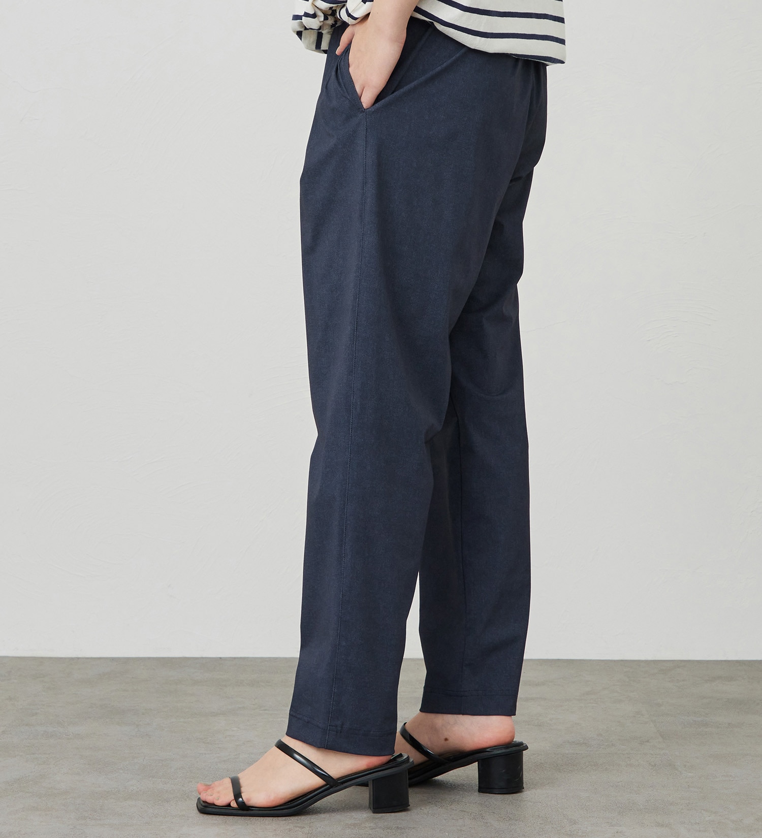 SOMETHING(サムシング)の【試着対象】SOMETHING SLテーパードパンツ【涼】|パンツ/パンツ/レディース|濃色ブルー