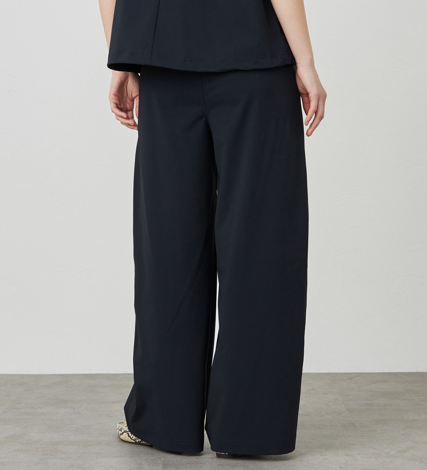 SOMETHING(サムシング)の【試着対象】SOMETHING SLワイドパンツ【涼】|パンツ/パンツ/レディース|ブラック