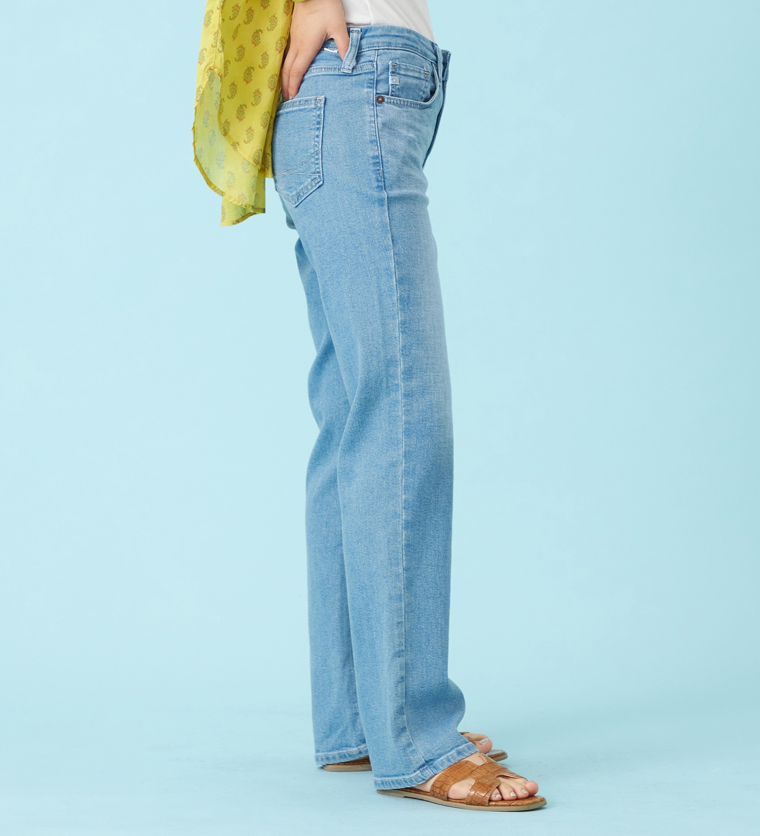 SOMETHING(サムシング)の【予約P】SOMETHING SUMMER ストレートデニムパンツ【夏用/COOL/涼/抗菌/防臭/制菌】|パンツ/デニム/ジーンズパンツ/レディース|淡色ブルー