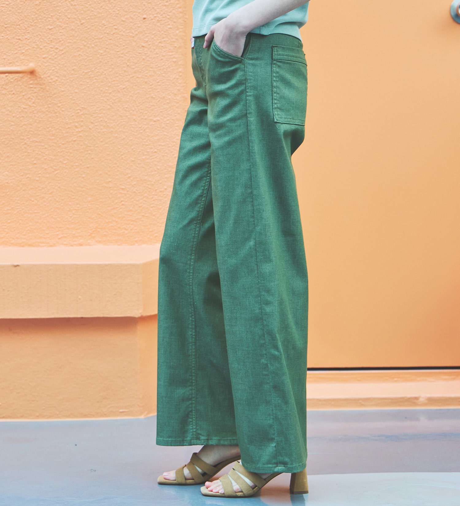 SOMETHING(サムシング)の【予約P】SOMETHING SUMMER セミワイドデニムパンツ【夏用/COOL/涼/抗菌/防臭/制菌】|パンツ/パンツ/レディース|グリーン