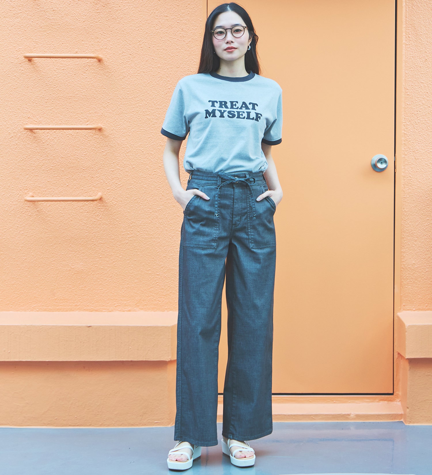 SOMETHING(サムシング)の【予約P】SOMETHING SUMMER ベイカーワイドデニムパンツ【夏用/COOL/涼/抗菌/防臭/制菌】|パンツ/パンツ/レディース|チャコールグレー