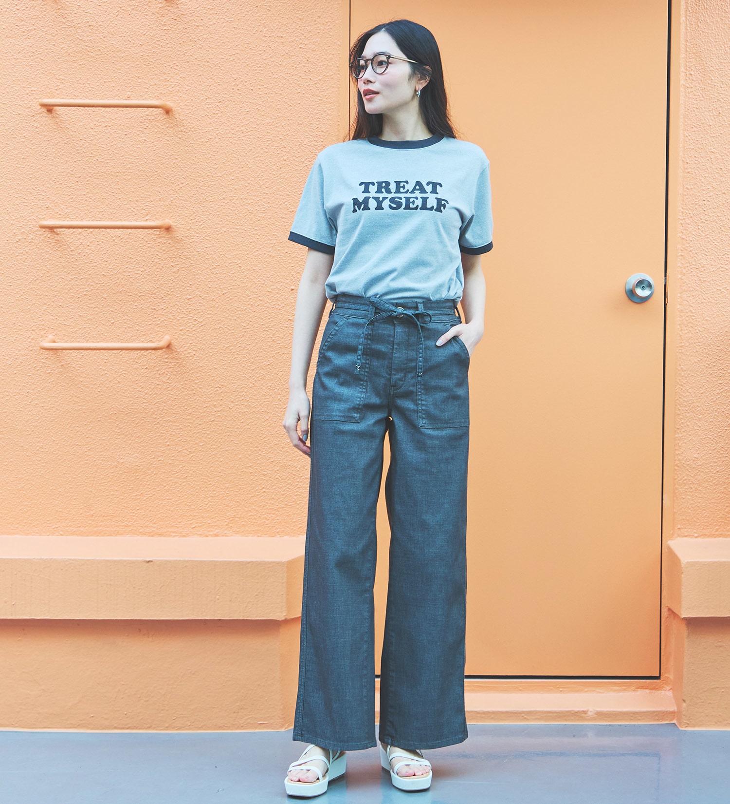 SOMETHING(サムシング)の【予約P】SOMETHING SUMMER ベイカーワイドデニムパンツ【夏用/COOL/涼/抗菌/防臭/制菌】|パンツ/パンツ/レディース|チャコールグレー