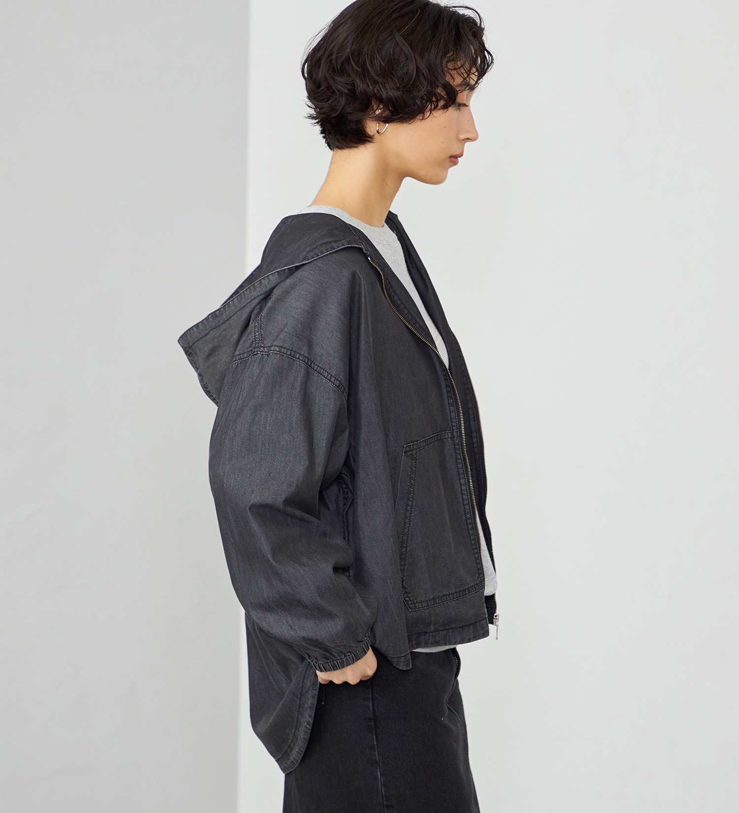 SOMETHING(サムシング)のSOMETHING ナイロンデニムパーカー|トップス/その他トップス/レディース|ブラック