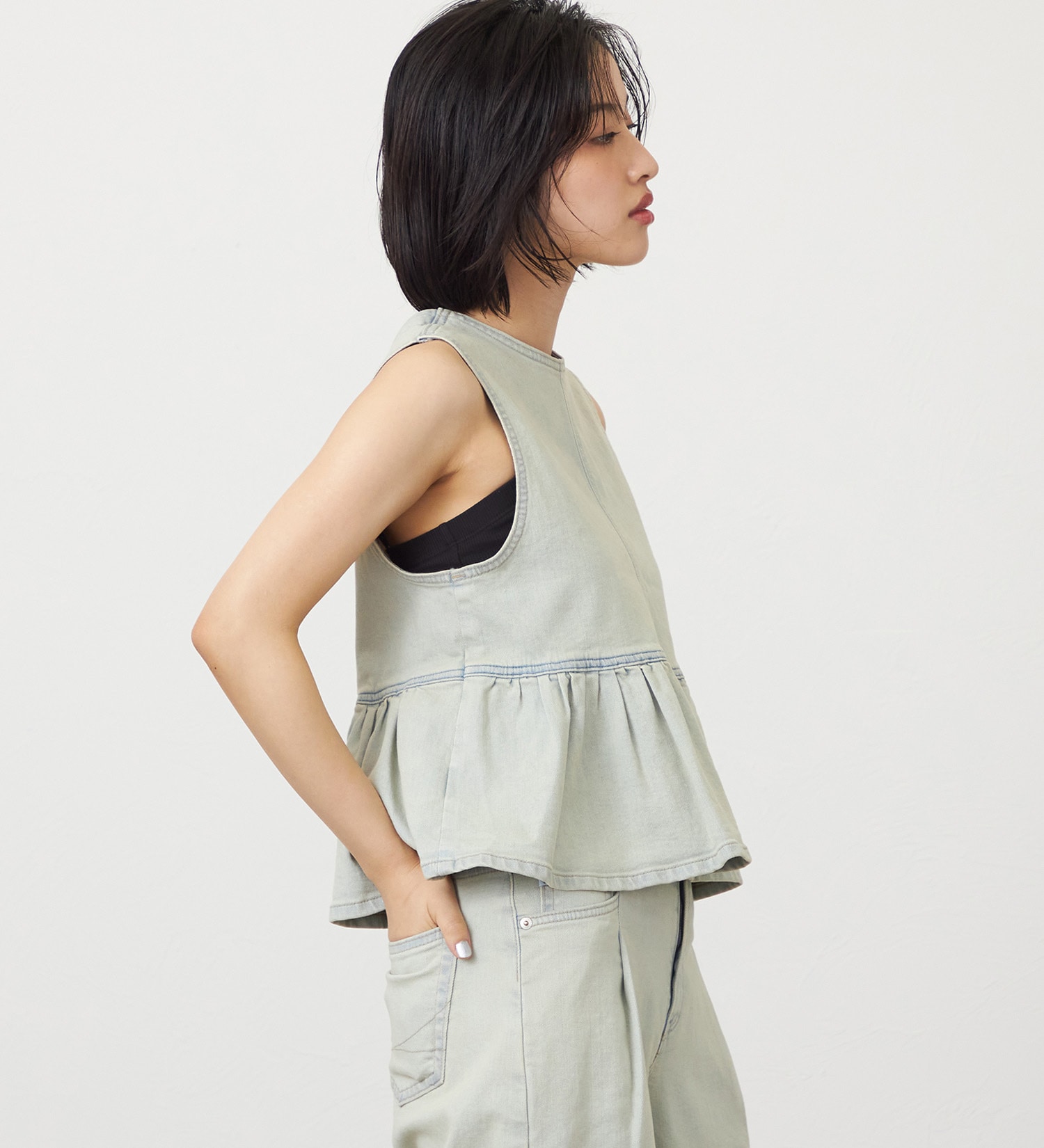 SOMETHING(サムシング)のSOMETHING ペプラムデニムビスチェ|トップス/その他トップス/レディース|ベージュ