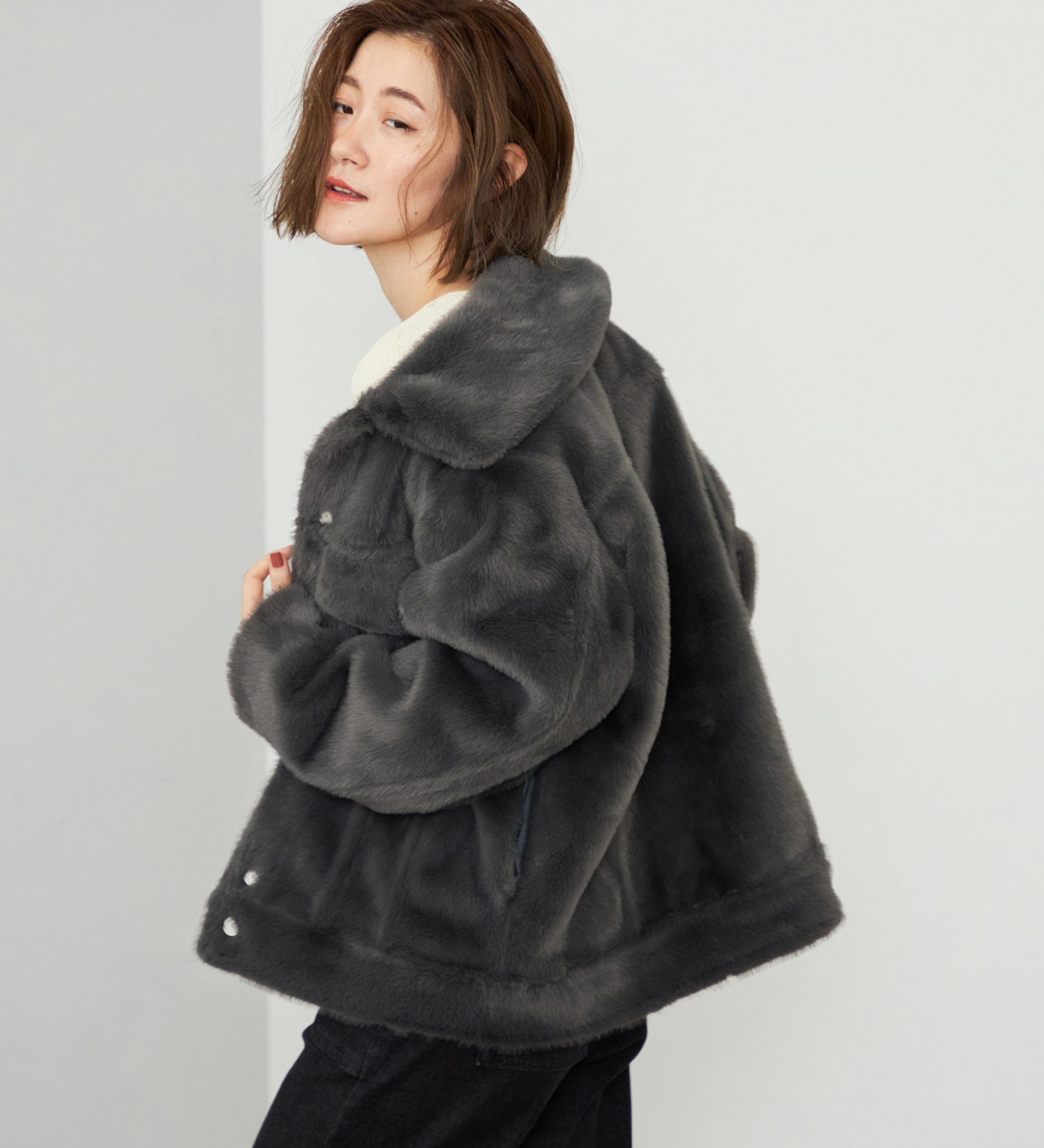 SOMETHING(サムシング)の【試着対象】SOMETHING ファージャケット|ジャケット/アウター/その他アウター/レディース|チャコールグレー