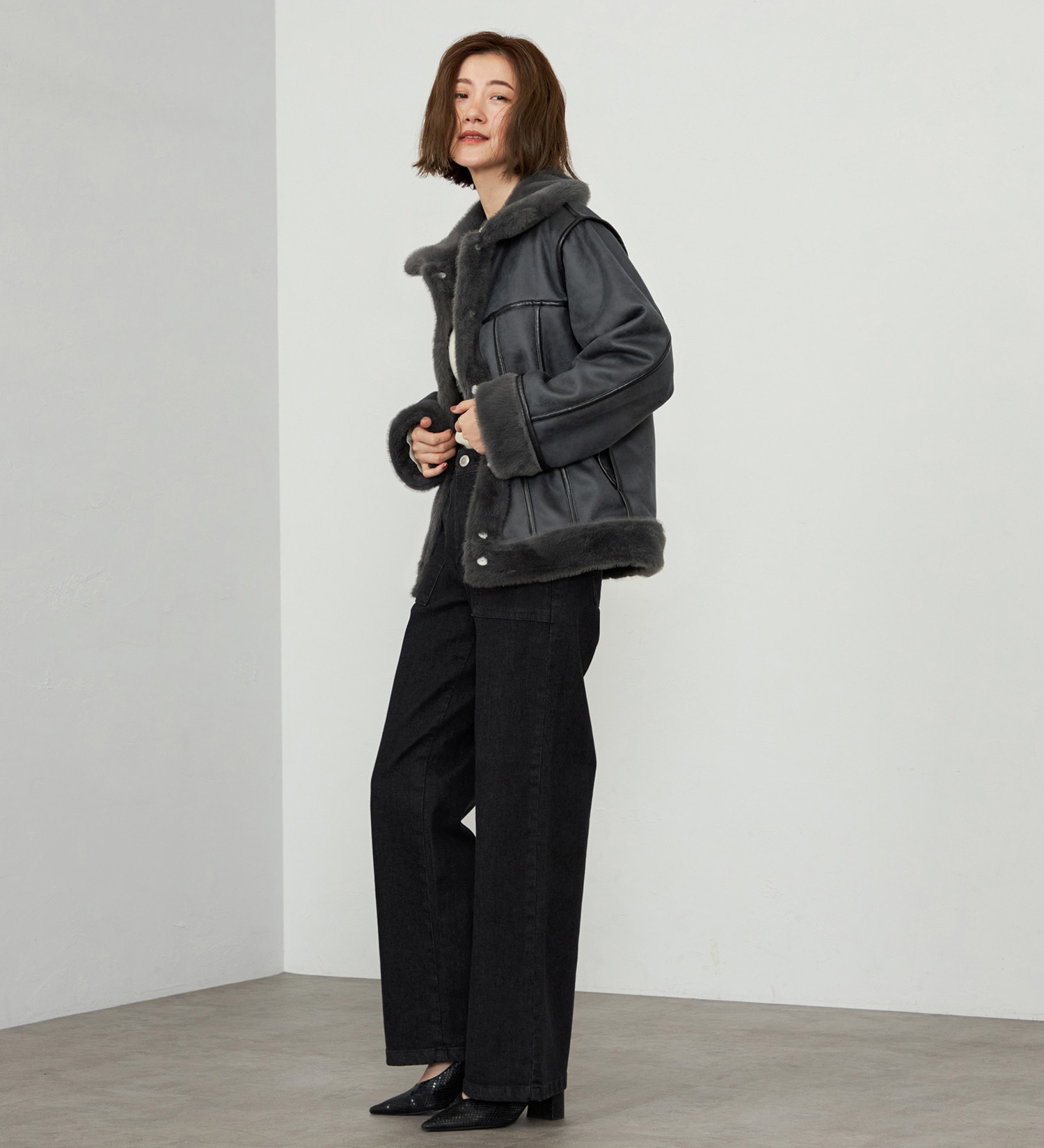 SOMETHING(サムシング)の【試着対象】SOMETHING ファージャケット|ジャケット/アウター/その他アウター/レディース|チャコールグレー