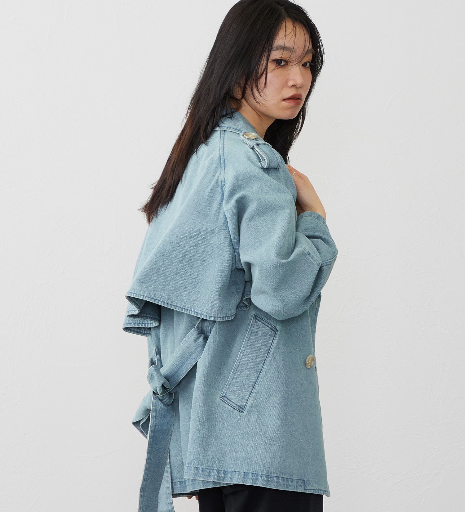SOMETHING(サムシング)のSOMETHING　デニムハーフトレンチコート|ジャケット/アウター/コート/レディース|ライトブルー