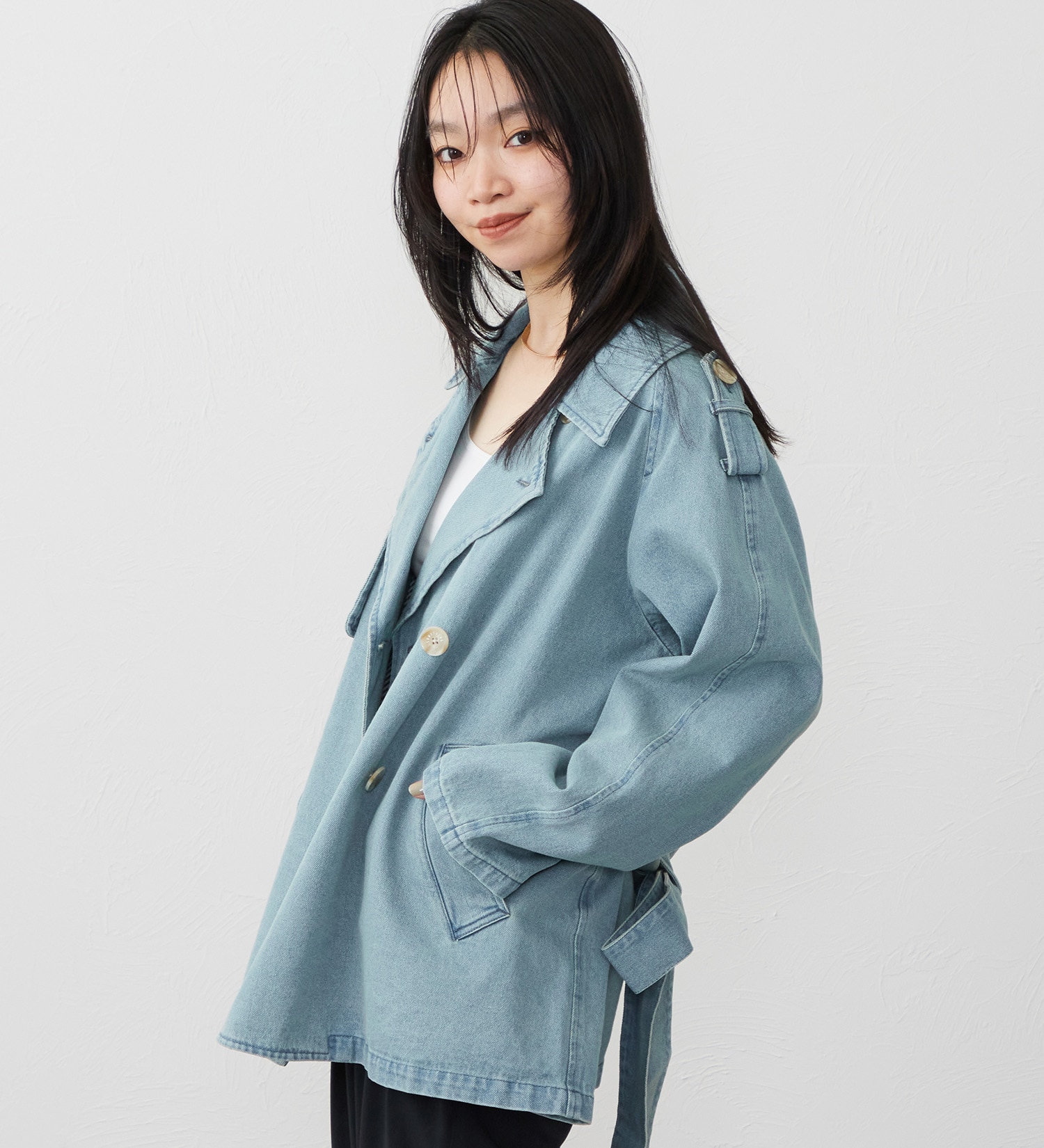 SOMETHING(サムシング)のSOMETHING　デニムハーフトレンチコート|ジャケット/アウター/コート/レディース|ライトブルー
