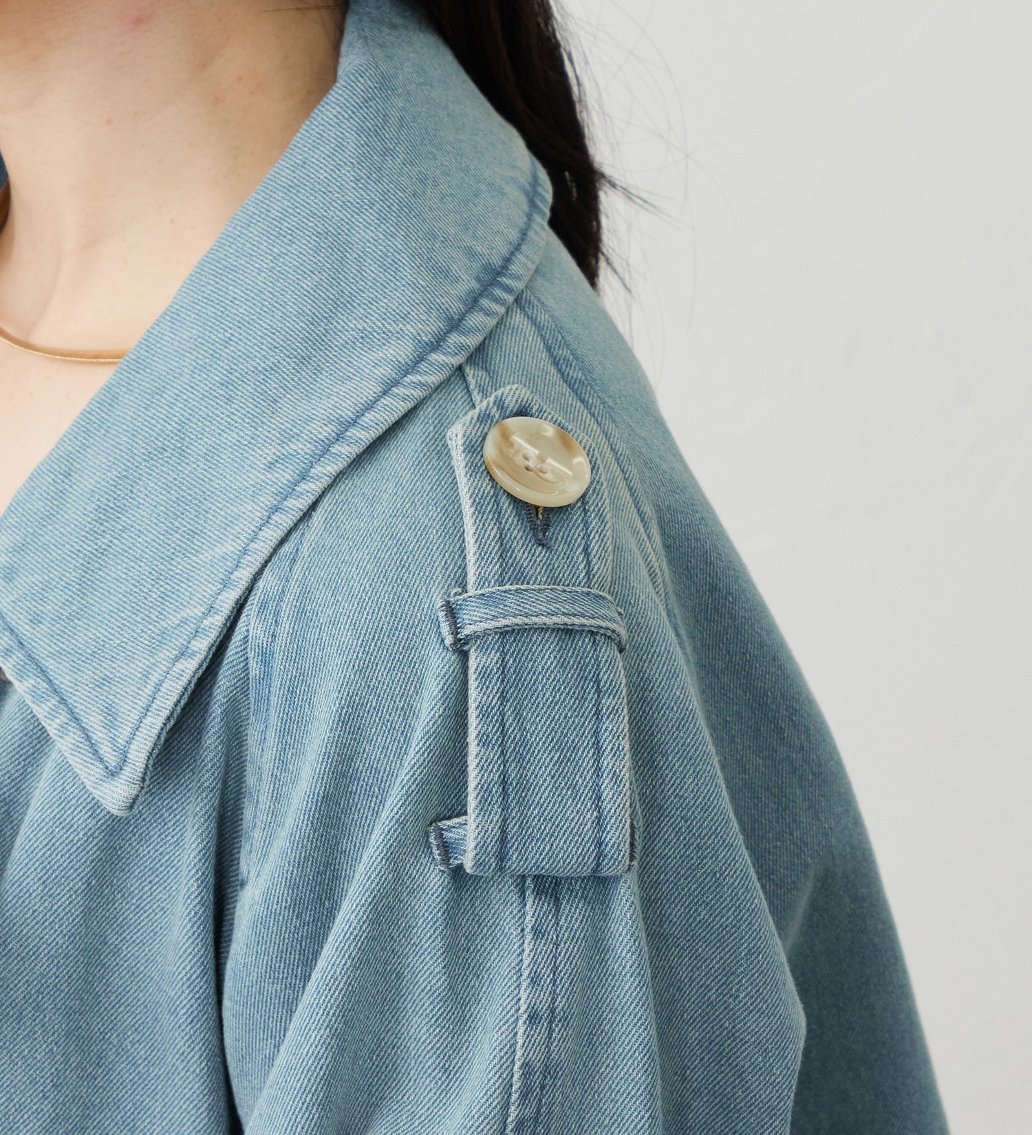 SOMETHING(サムシング)のSOMETHING　デニムハーフトレンチコート|ジャケット/アウター/コート/レディース|ライトブルー