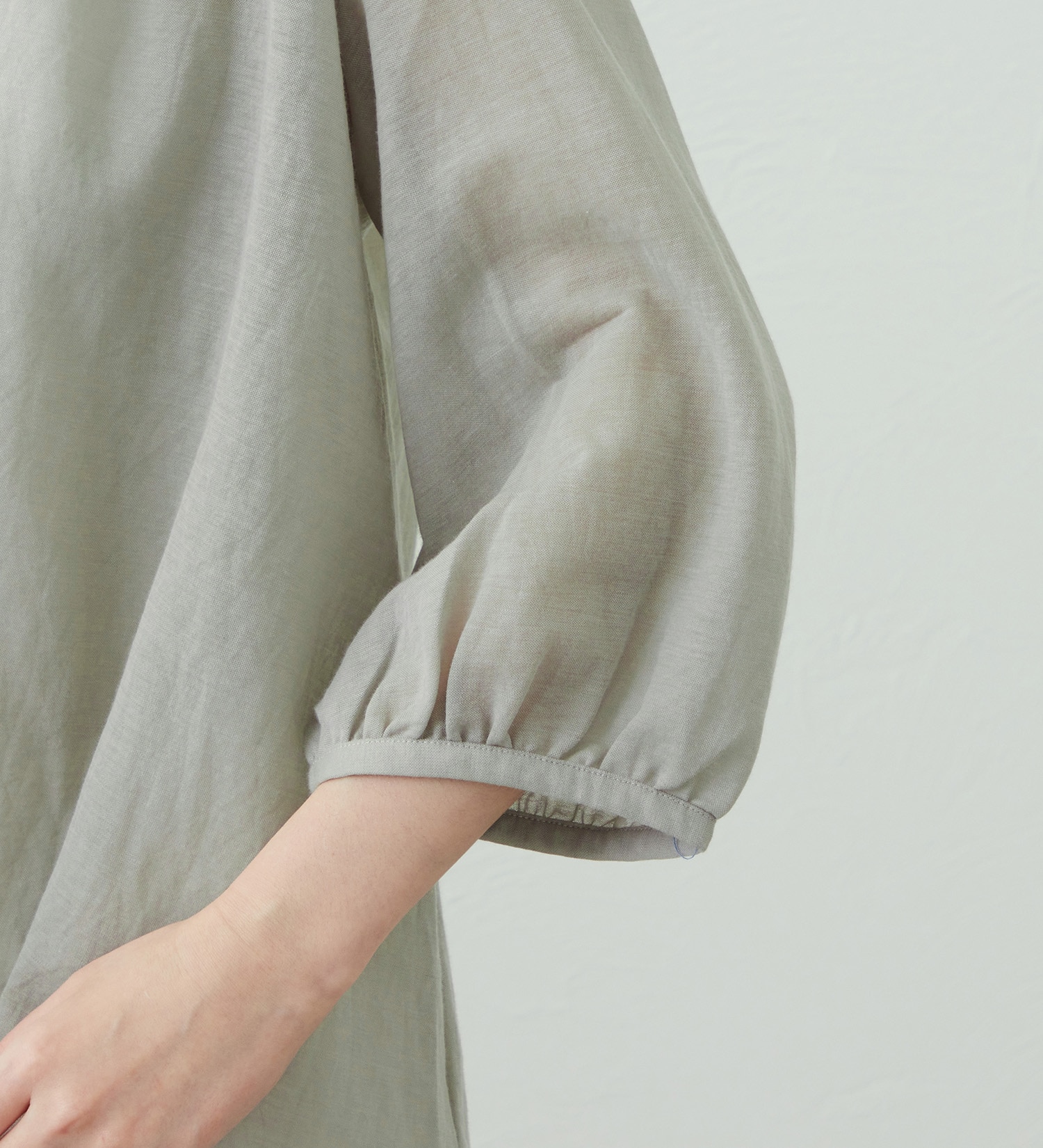 SOMETHING(サムシング)のSOMETHING ビショップスリーブカットソー【ミドルスリーブ】|トップス/Tシャツ/カットソー/レディース|ライトグレー