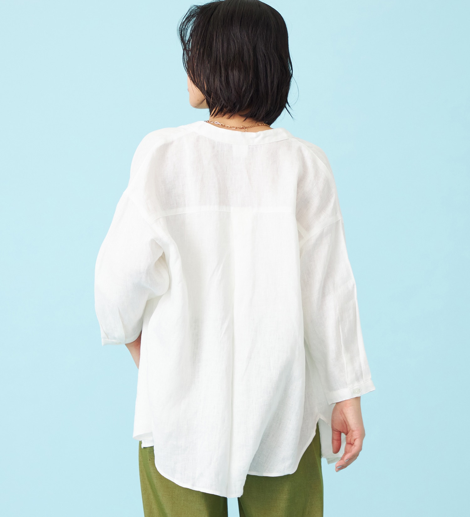 SOMETHING(サムシング)のSOMETHING ラウンドテイルリネンシャツ|トップス/シャツ/ブラウス/レディース|ホワイト