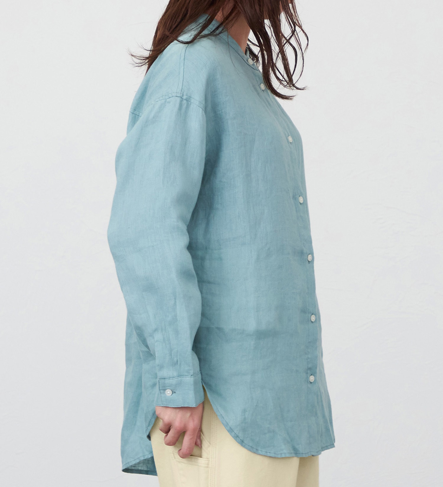 SOMETHING(サムシング)のSOMETHING　ラウンドテイルリネンシャツ|トップス/シャツ/ブラウス/レディース|グリーン