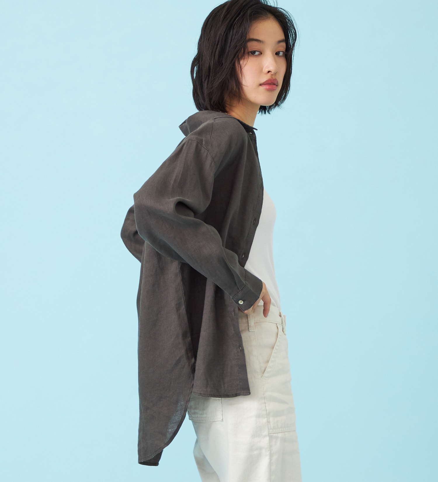 SOMETHING(サムシング)のSOMETHING　ロングスリーブリネンシャツ|トップス/シャツ/ブラウス/レディース|チャコールグレー