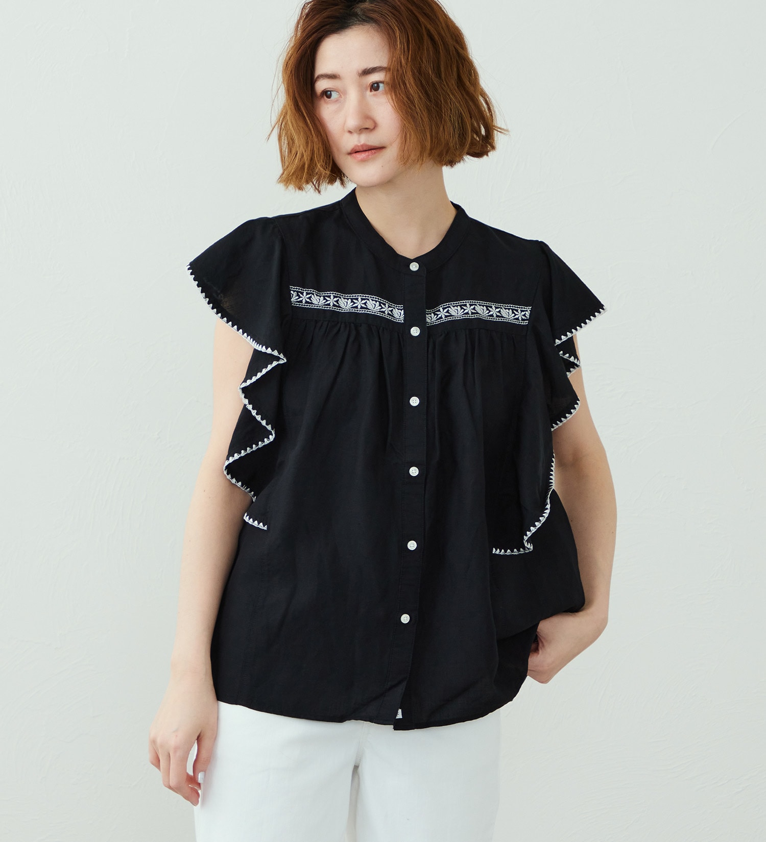 SOMETHING(サムシング)のSOMETHING フリルノースリーブシャツ|トップス/シャツ/ブラウス/レディース|ブラック