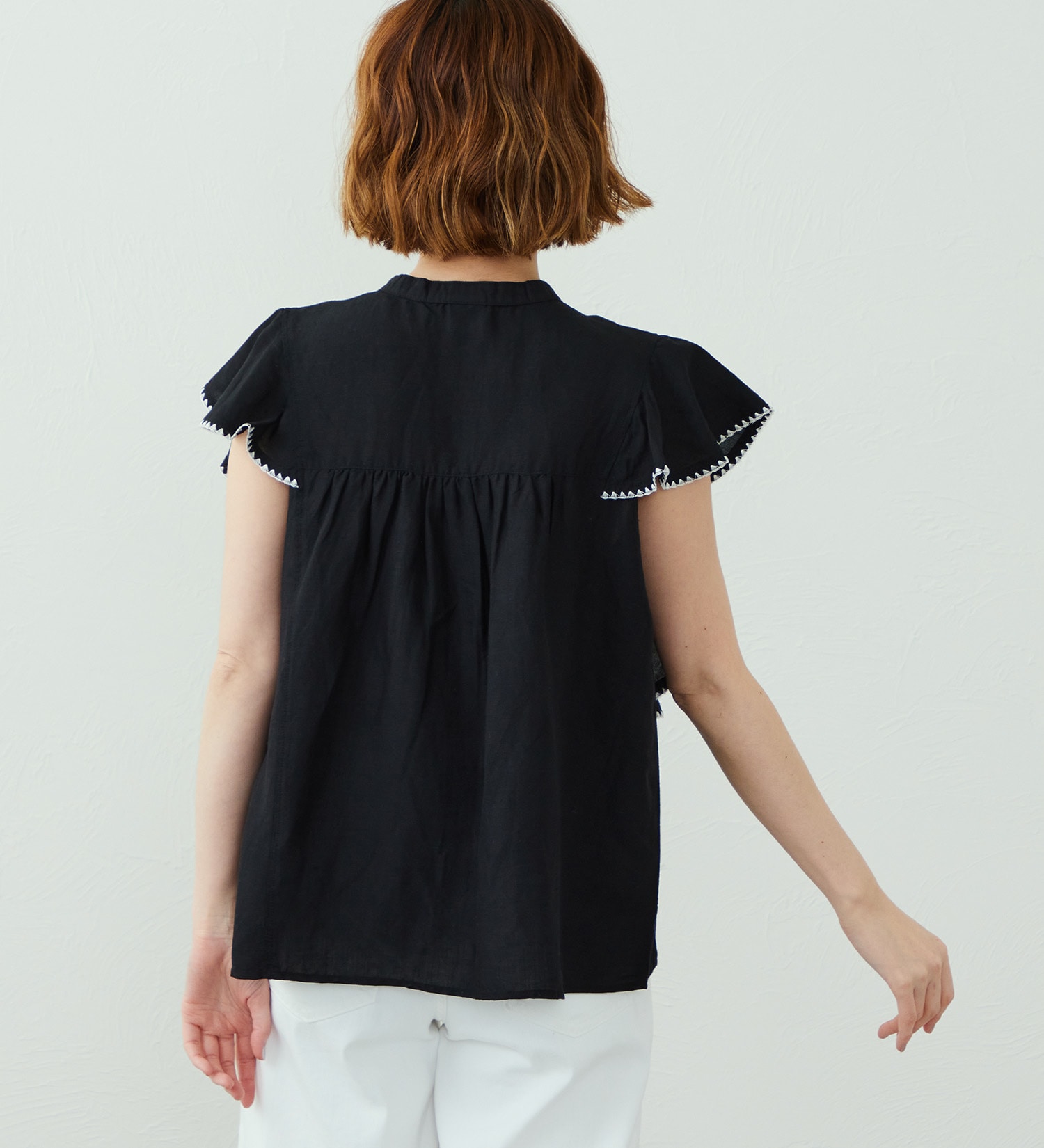 SOMETHING(サムシング)のSOMETHING フリルノースリーブシャツ|トップス/シャツ/ブラウス/レディース|ブラック