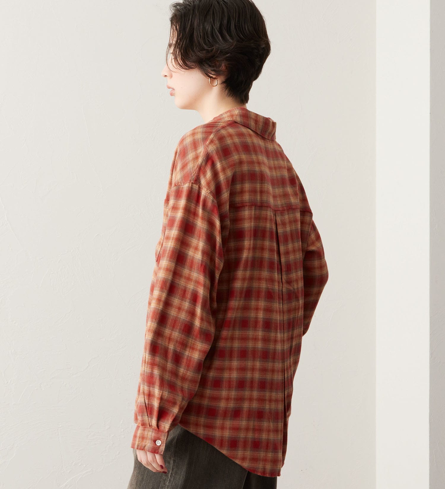 SOMETHING(サムシング)のSOMETHING オンブレチェックシャツ【長袖】|トップス/シャツ/ブラウス/レディース|レッド