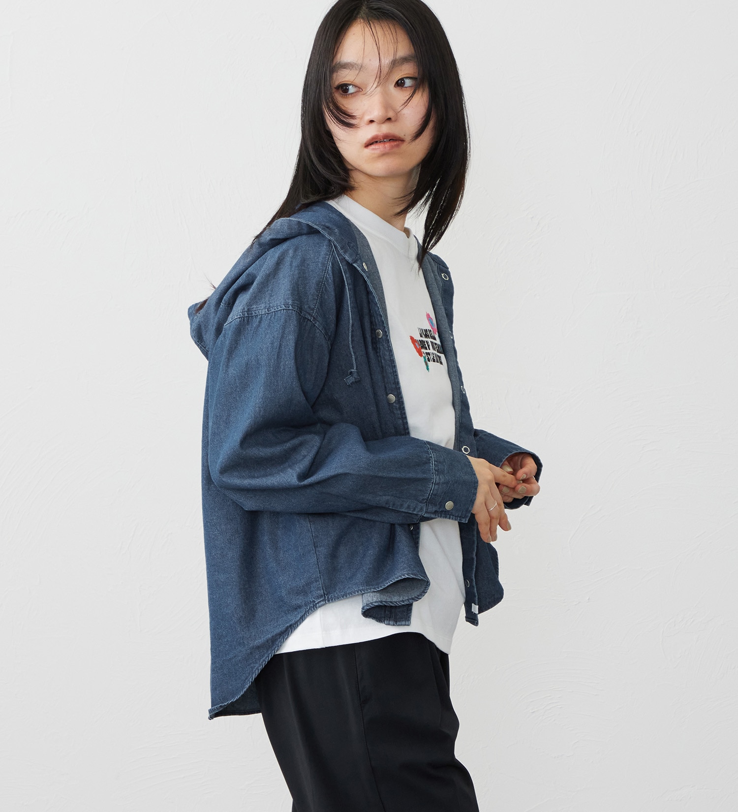 SOMETHING(サムシング)のSOMETHING フーデットデニムシャツ|トップス/シャツ/ブラウス/レディース|濃色ブルー