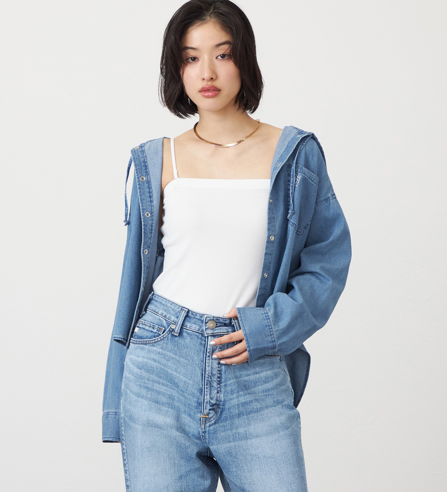 SOMETHING(サムシング)のSOMETHING フーデットデニムシャツ|トップス/シャツ/ブラウス/レディース|淡色ブルー