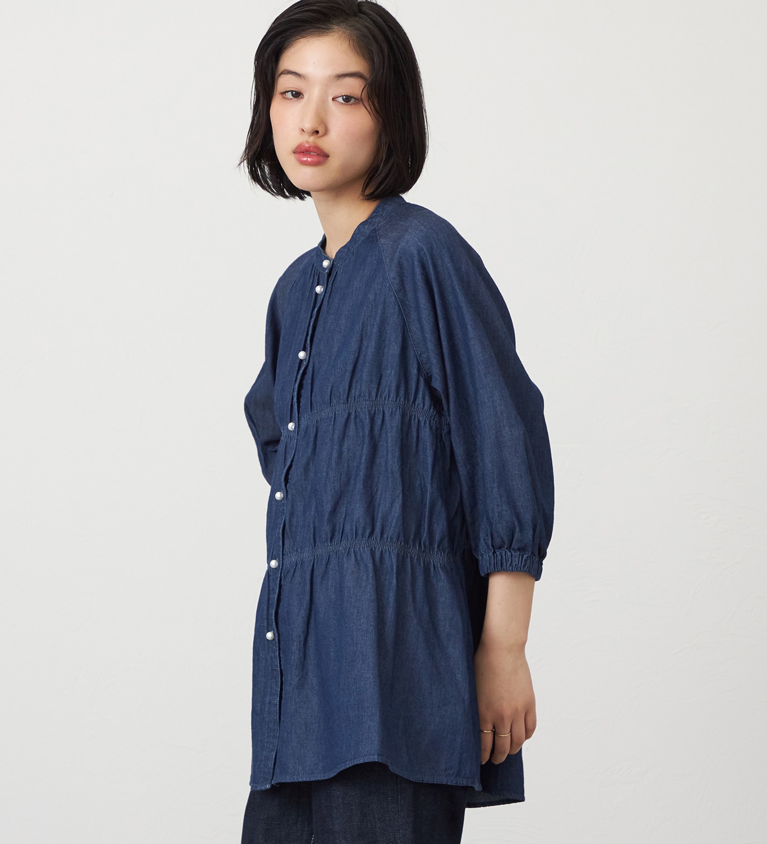 SOMETHING(サムシング)のSOMETHING ティアードデニムシャツ|トップス/シャツ/ブラウス/レディース|インディゴブルー