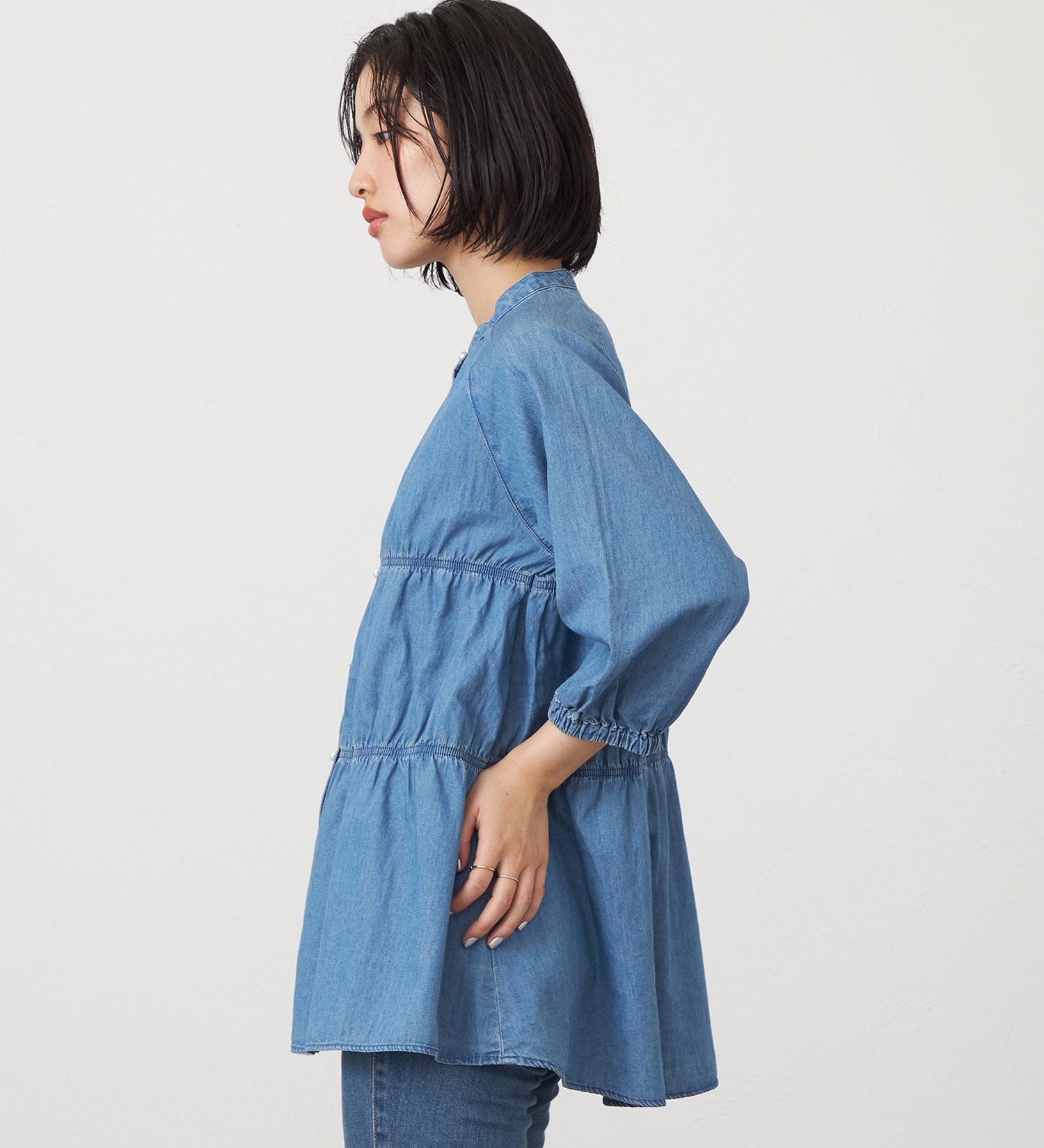 SOMETHING(サムシング)のSOMETHING ティアードデニムシャツ|トップス/シャツ/ブラウス/レディース|ライトブルー