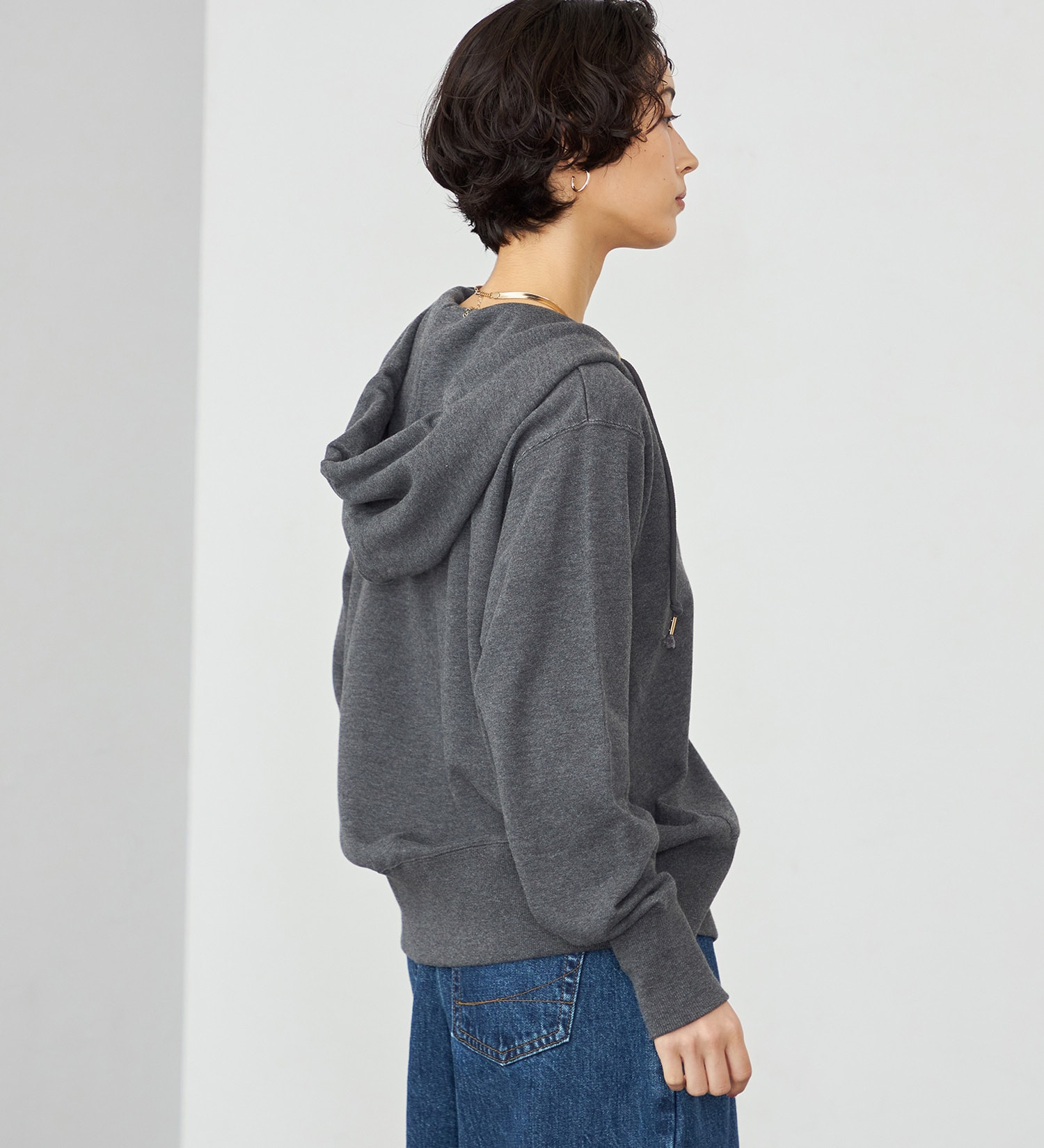 SOMETHING(サムシング)の【百貨店・直営店限定】SOMETHING ジップアップパーカー|トップス/パーカー/レディース|チャコールグレー