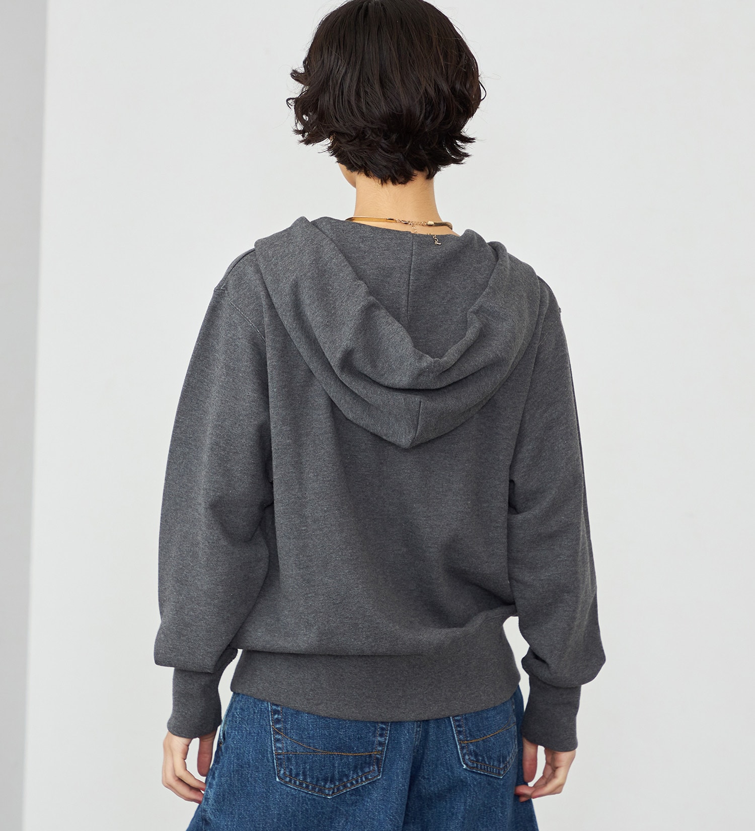 SOMETHING(サムシング)の【百貨店・直営店限定】SOMETHING ジップアップパーカー|トップス/パーカー/レディース|チャコールグレー