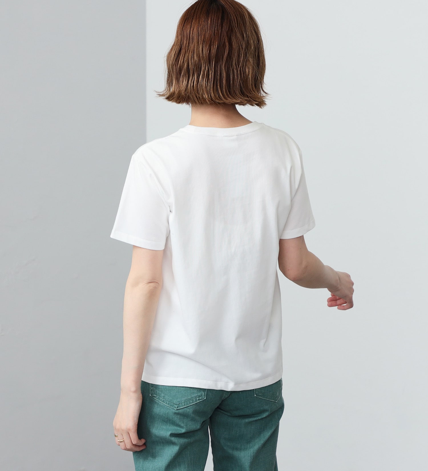 SOMETHING(サムシング)のSOMETHING シャイニープリントTシャツ【半袖】|トップス/Tシャツ/カットソー/レディース|ホワイト