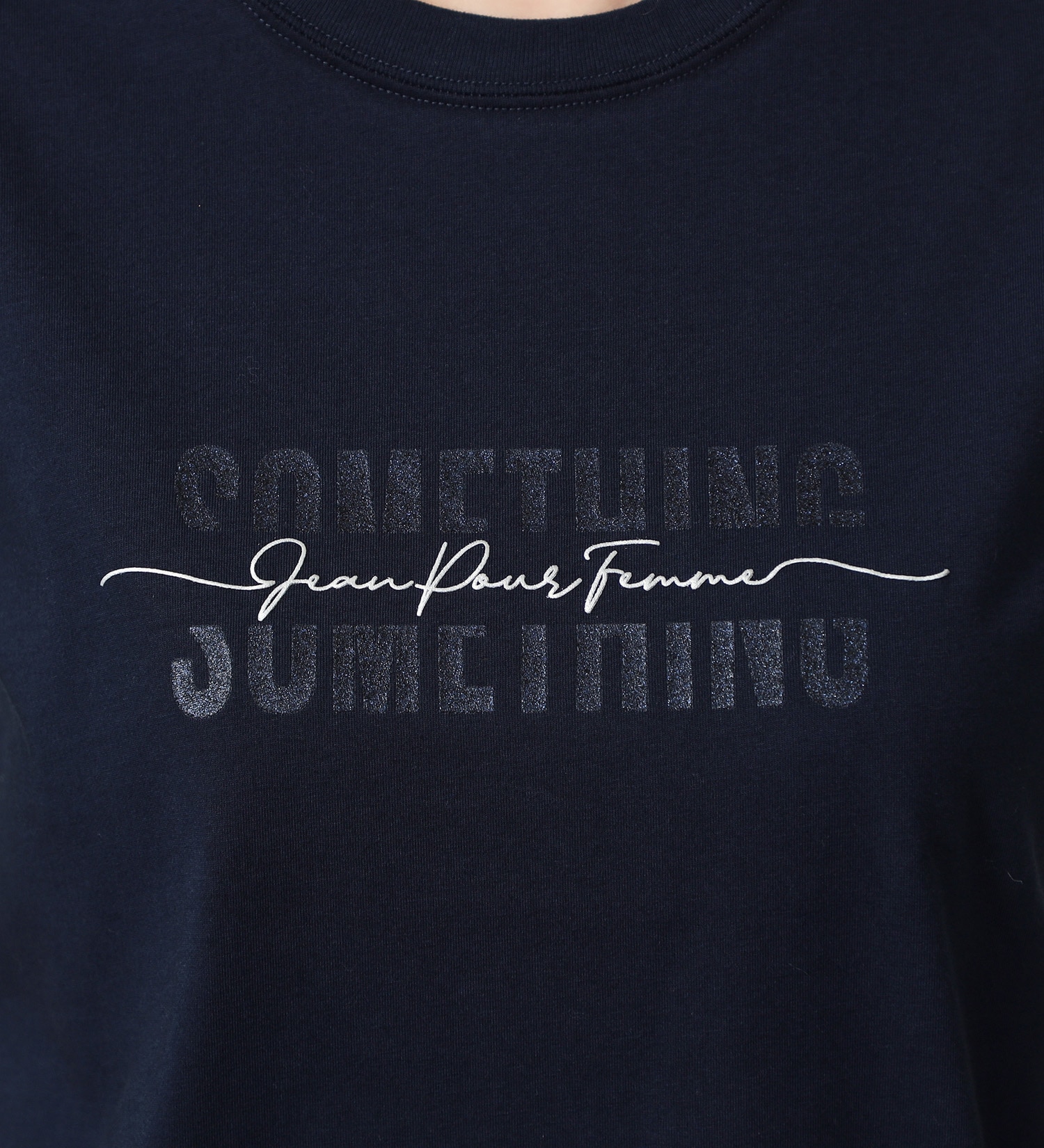 SOMETHING(サムシング)のSOMETHING シャイニープリントTシャツ【半袖】|トップス/Tシャツ/カットソー/レディース|ネイビー