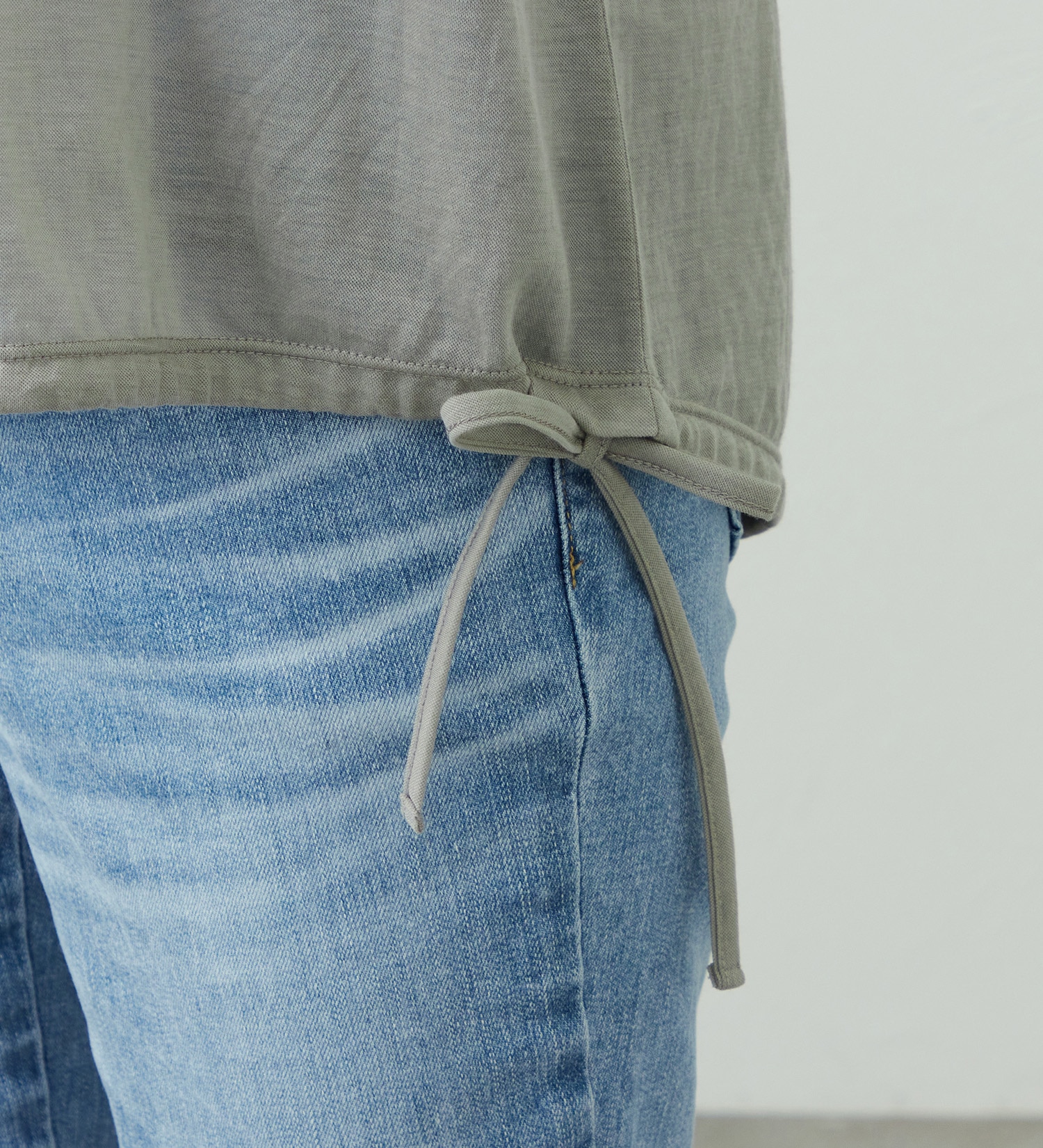 SOMETHING(サムシング)のSOMETHING ドルマンスリーブカットソー【ミドルスリーブ】|トップス/Tシャツ/カットソー/レディース|ライトグレー