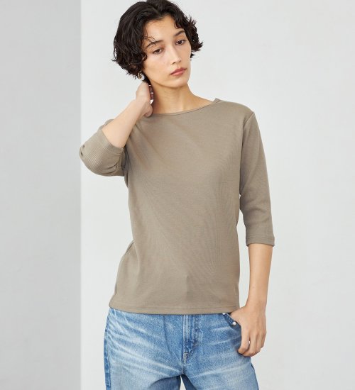 SOMETHING(サムシング)のSOMETHING ボートネックミドルスリーブリブカットソー|トップス/Tシャツ/カットソー/レディース|グレイッシュベージュ