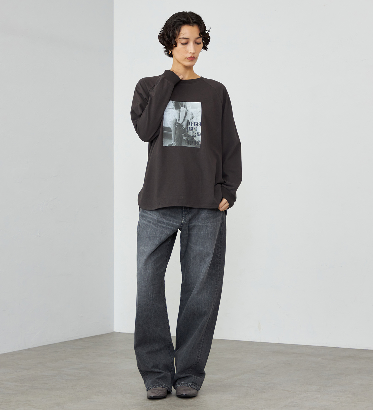 SOMETHING(サムシング)のSOMETHING ラウンドヘム 長袖Tシャツ/ロンT|トップス/Tシャツ/カットソー/レディース|グレー系その他