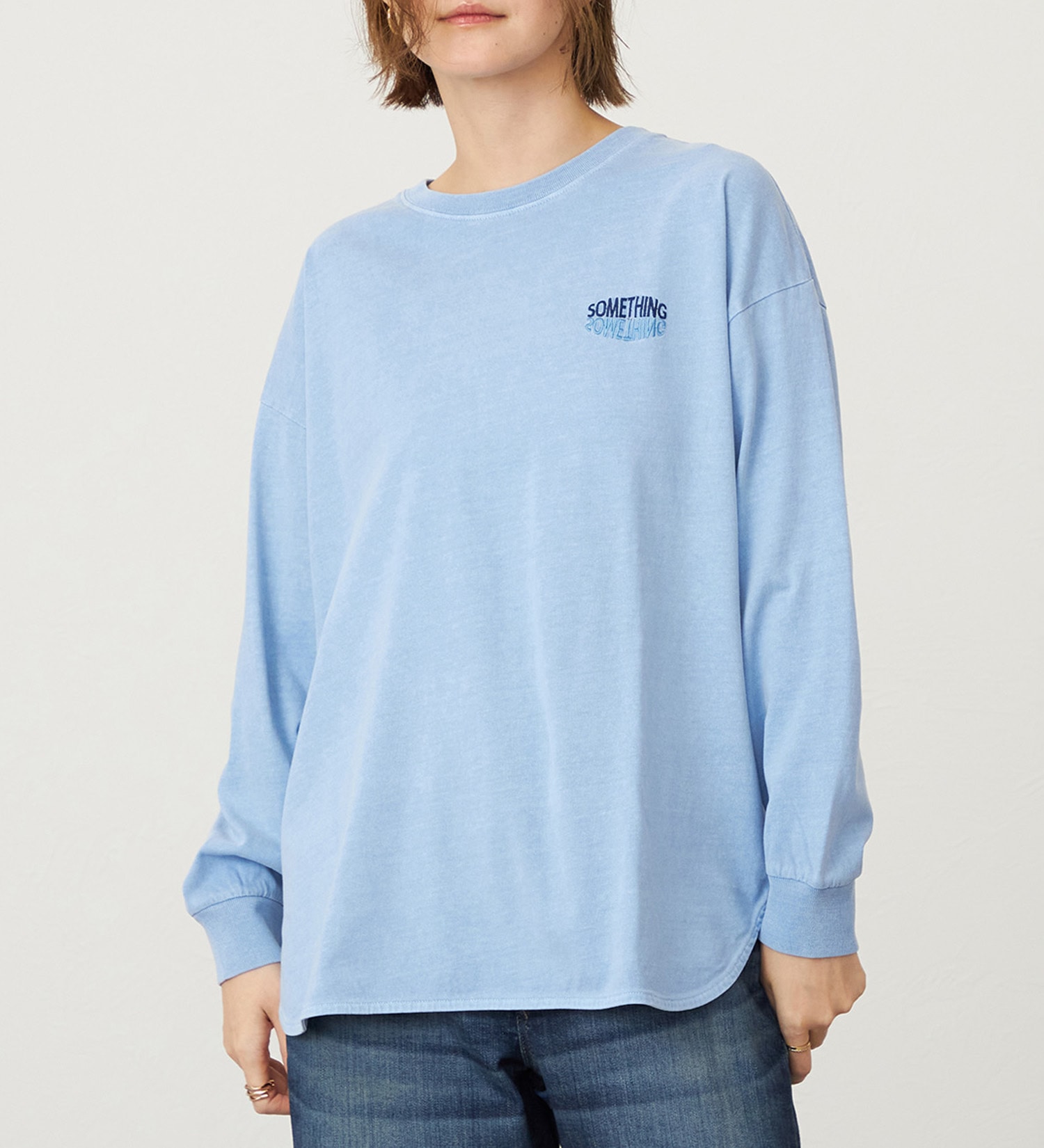 SOMETHING(サムシング)のSOMETHING　ラウンドヘム長袖Tシャツ/ロンT|トップス/Tシャツ/カットソー/レディース|ブルー