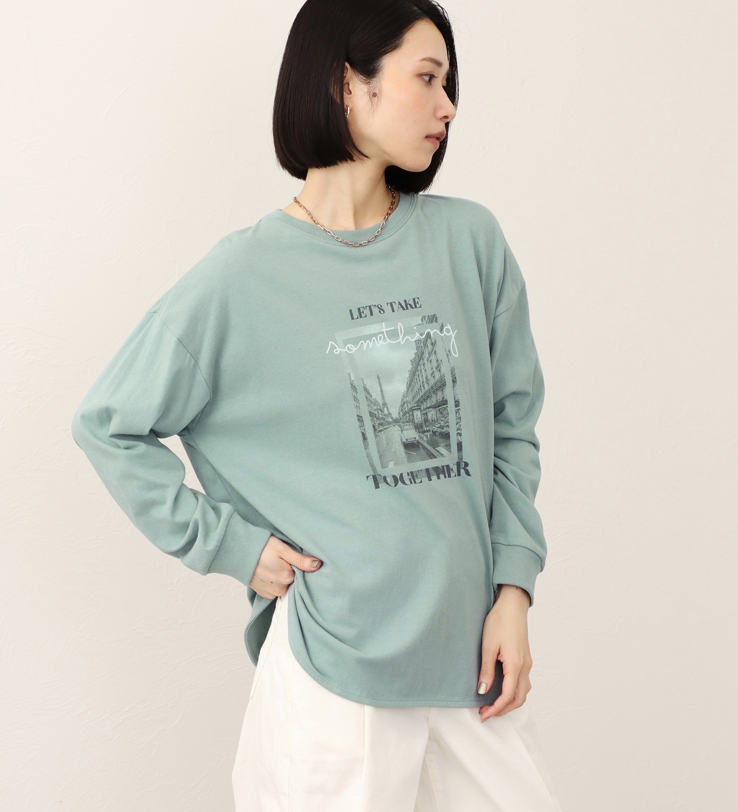 SOMETHING(サムシング)のSOMETHING ラウンドヘム長袖Tシャツ|トップス/Tシャツ/カットソー/レディース|淡色ブルー