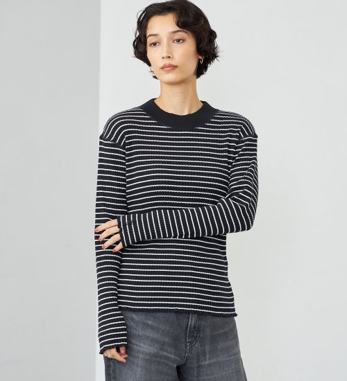 SOMETHING(サムシング)のSOMETHING リブジャカードハイネックカットソー|トップス/Tシャツ/カットソー/レディース|ブラック×ホワイト