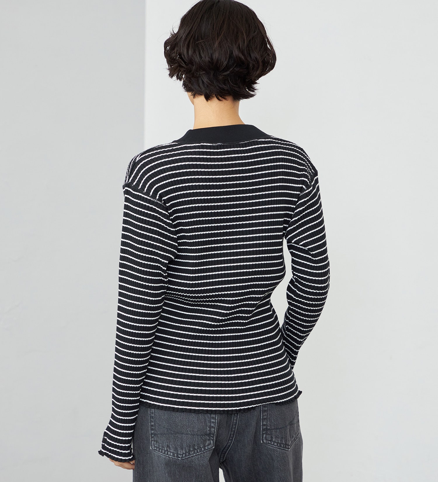 SOMETHING(サムシング)のSOMETHING リブジャカードハイネックカットソー|トップス/Tシャツ/カットソー/レディース|ブラック×ホワイト