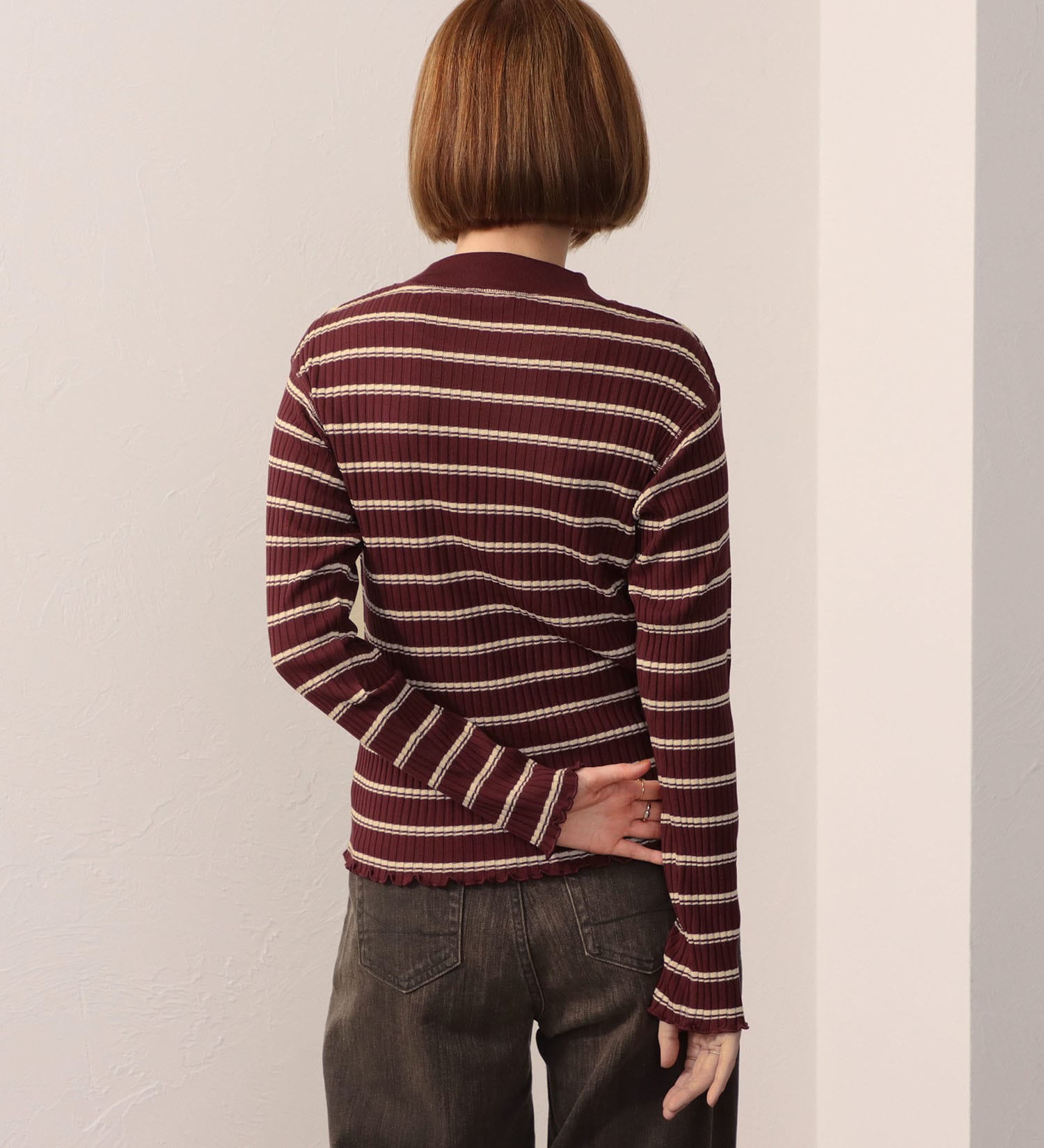 SOMETHING(サムシング)のSOMETHING リブ ジャカード ハイ ネック カットソー ロング スリーブ|トップス/Tシャツ/カットソー/レディース|レッド