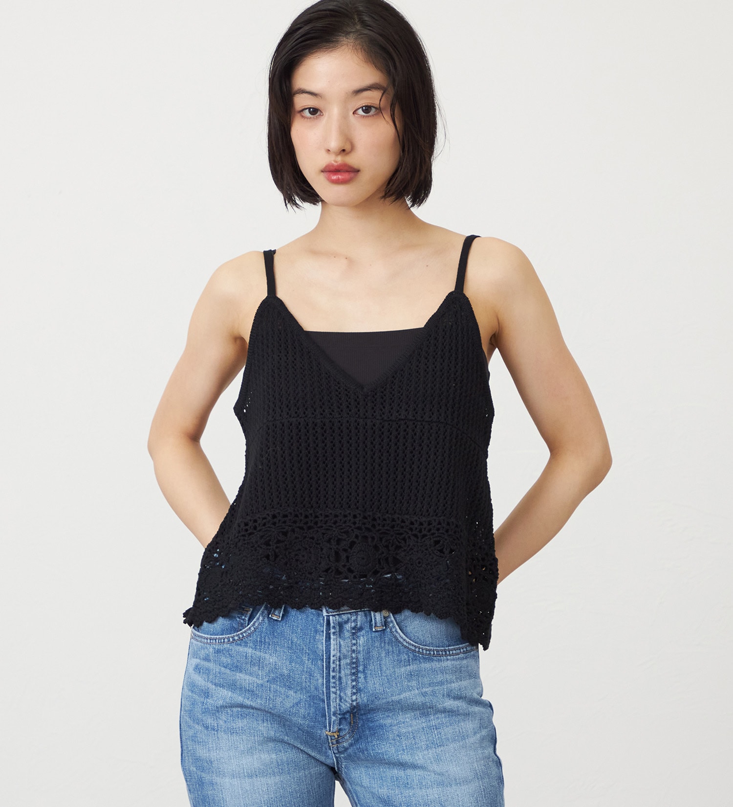 SOMETHING(サムシング)のSOMETHING クロシェニットキャミソール|トップス/ニット/セーター/レディース|ブラック