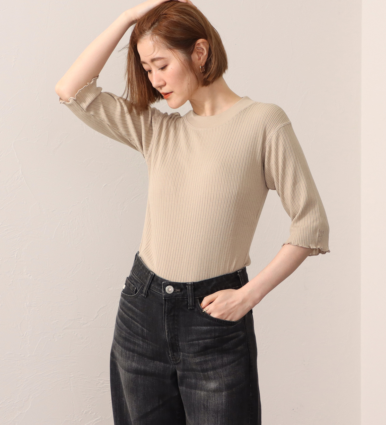 SOMETHING(サムシング)のSOMETHING リブ ジャカード ハイ ネック カットソー ミドル スリーブ|トップス/Tシャツ/カットソー/レディース|ベージュ