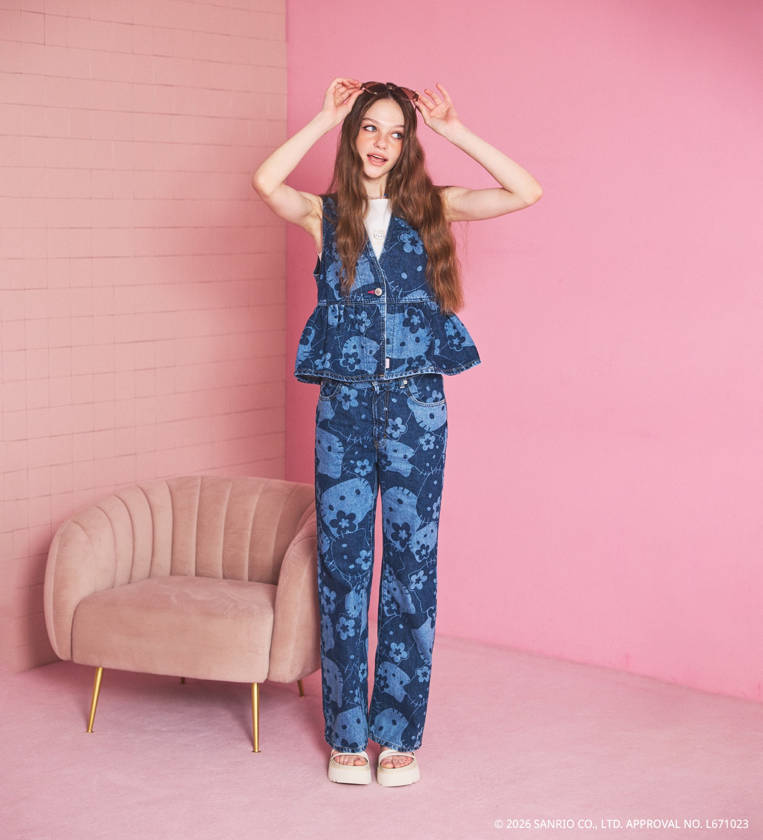 SOMETHING(サムシング)のSOMETHING×HELLO KITTY PEPLUM BUSTIER|トップス/その他トップス/レディース|インディゴブルー