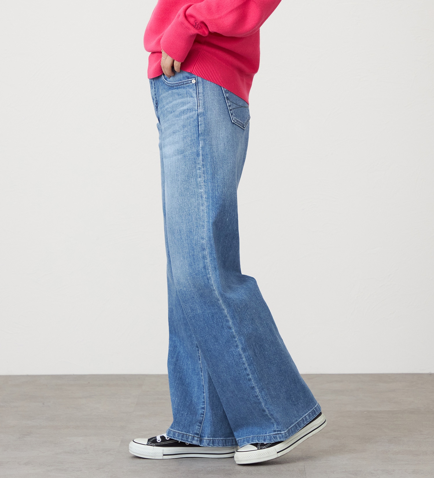 SOMETHING(サムシング)のSOMETHING LISA NOUVEAU WIDE/ワイドデニムパンツ|パンツ/デニム/ジーンズパンツ/レディース|淡色ブルー