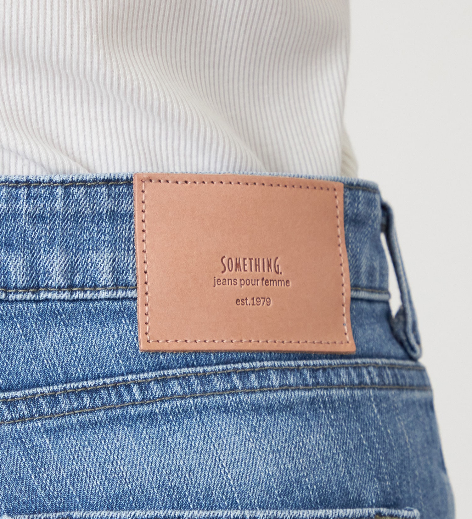 SOMETHING(サムシング)のSOMETHING LISA NOUVEAU WIDE/ワイドデニムパンツ|パンツ/デニム/ジーンズパンツ/レディース|淡色ブルー